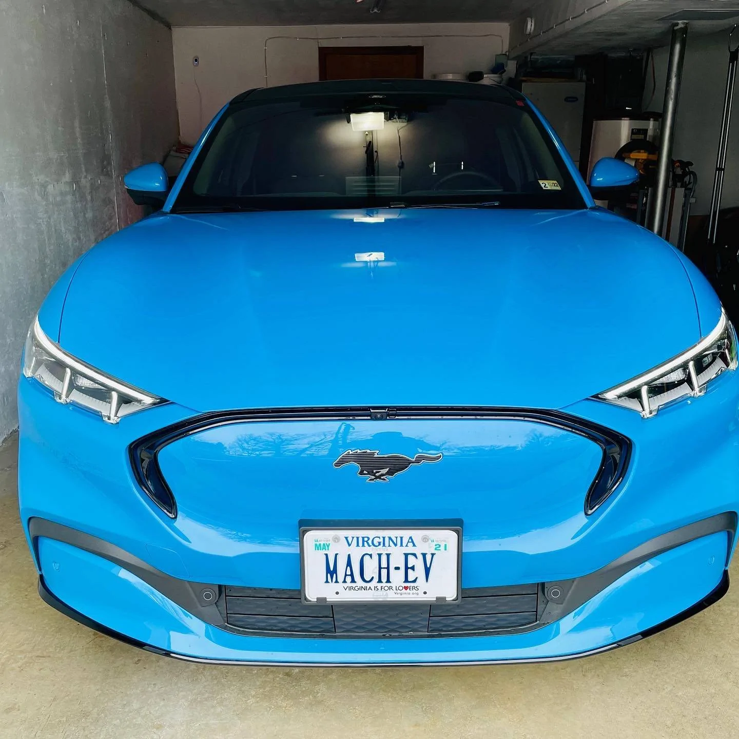 Ford Mustang Mach-E GRABBER BLUE Mach-E Photos 46735D18-8D7F-43BC-8FC2-73CE4630E703