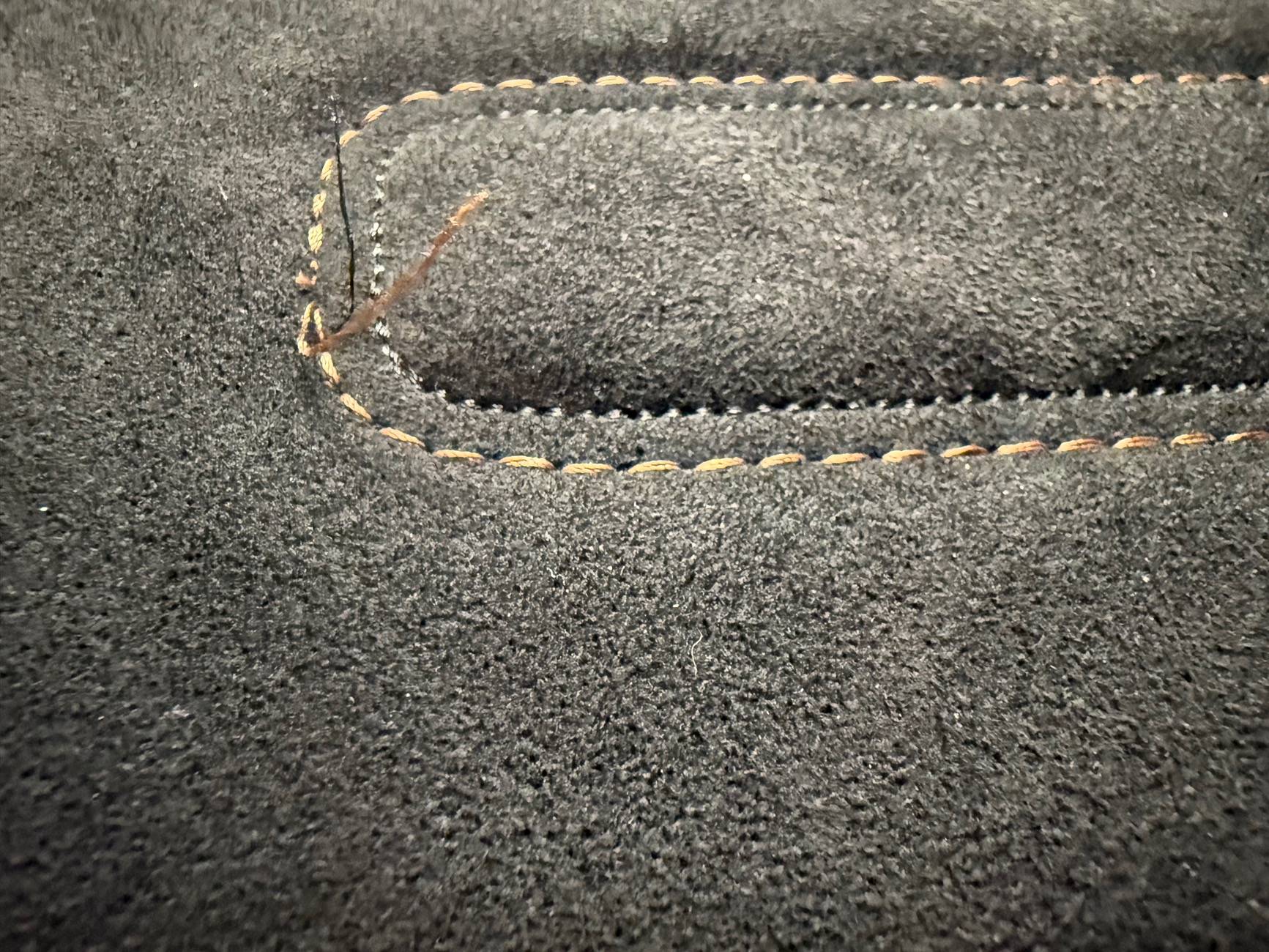 Ford Mustang Mach-E Mustang Mach-E GT 2023 Copper thread stitching issue IMG_0365