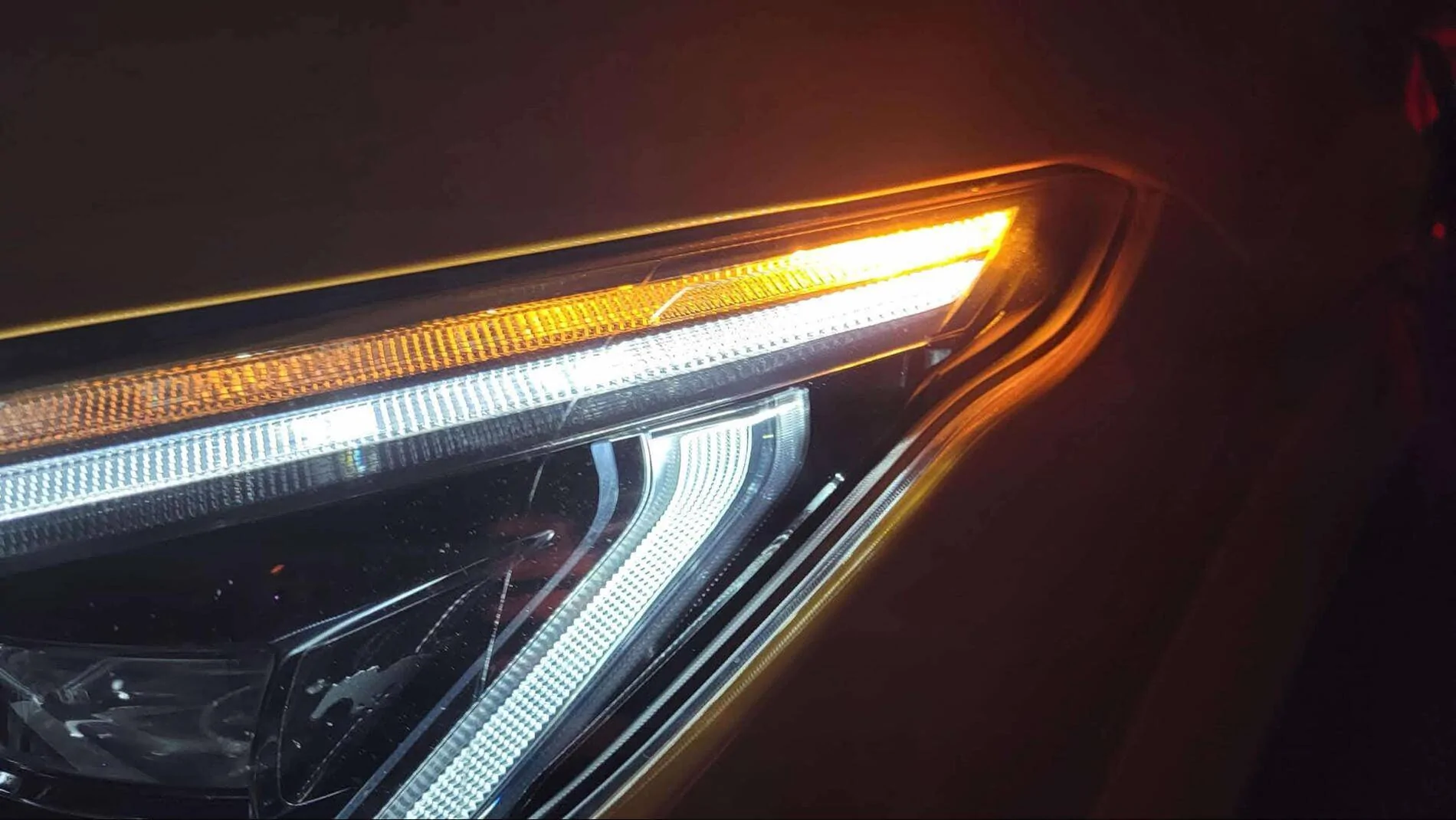 Ford Mustang Mach-E Turning Ambient Lighting On during day time? 1740232013106-tf