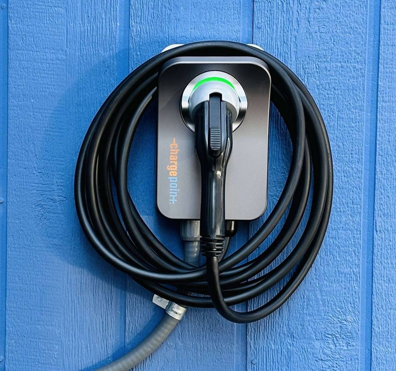 Ford Mustang Mach-E Stupid charging question: L2 cable uncoiling? ChargePoint-Home-Flex-Hard-wired-Outside-Install