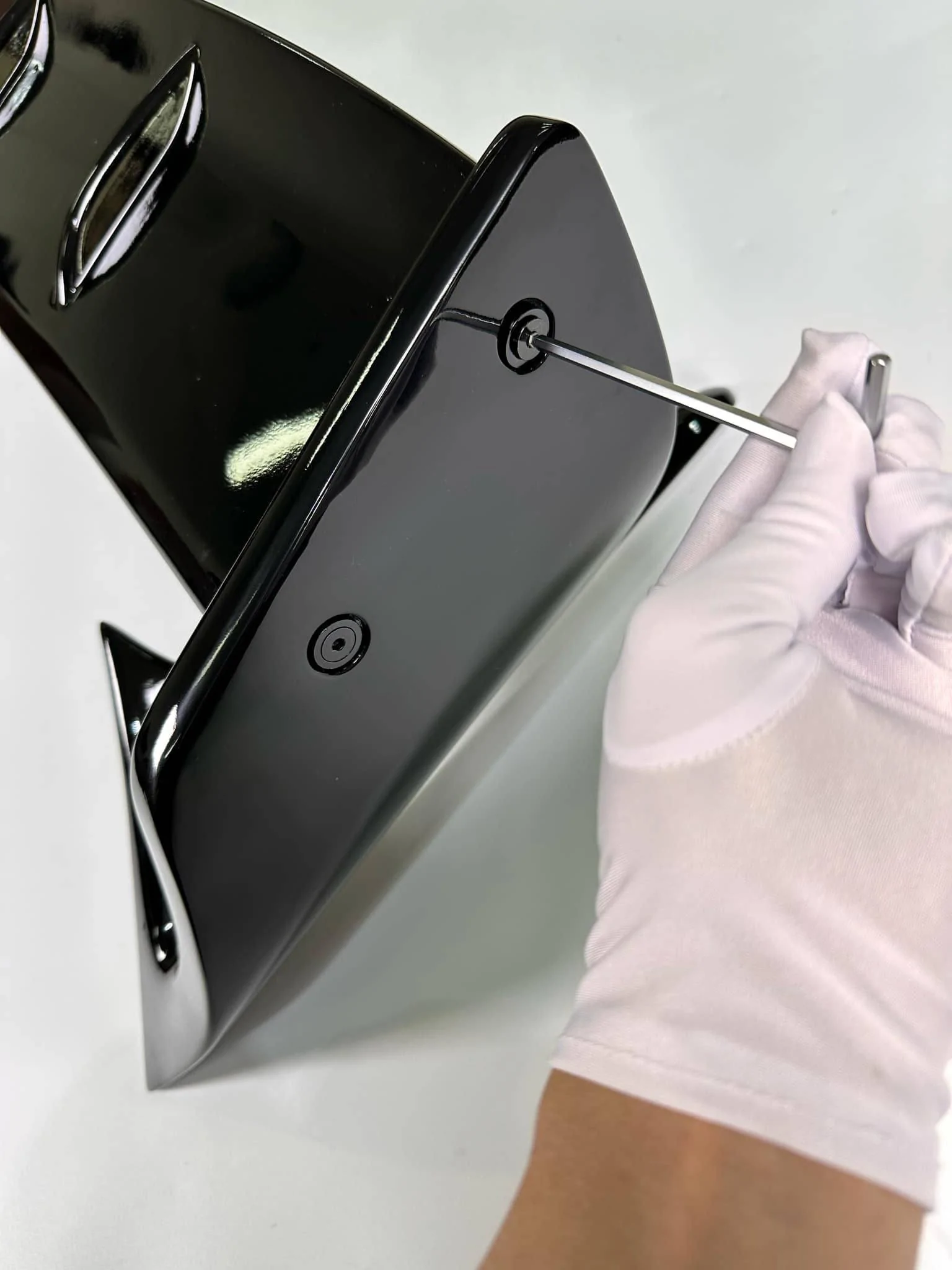 Ford Mustang Mach-E Do you know we have three different spoilers? 464449648_9010082069026005_1179851387127093057_n