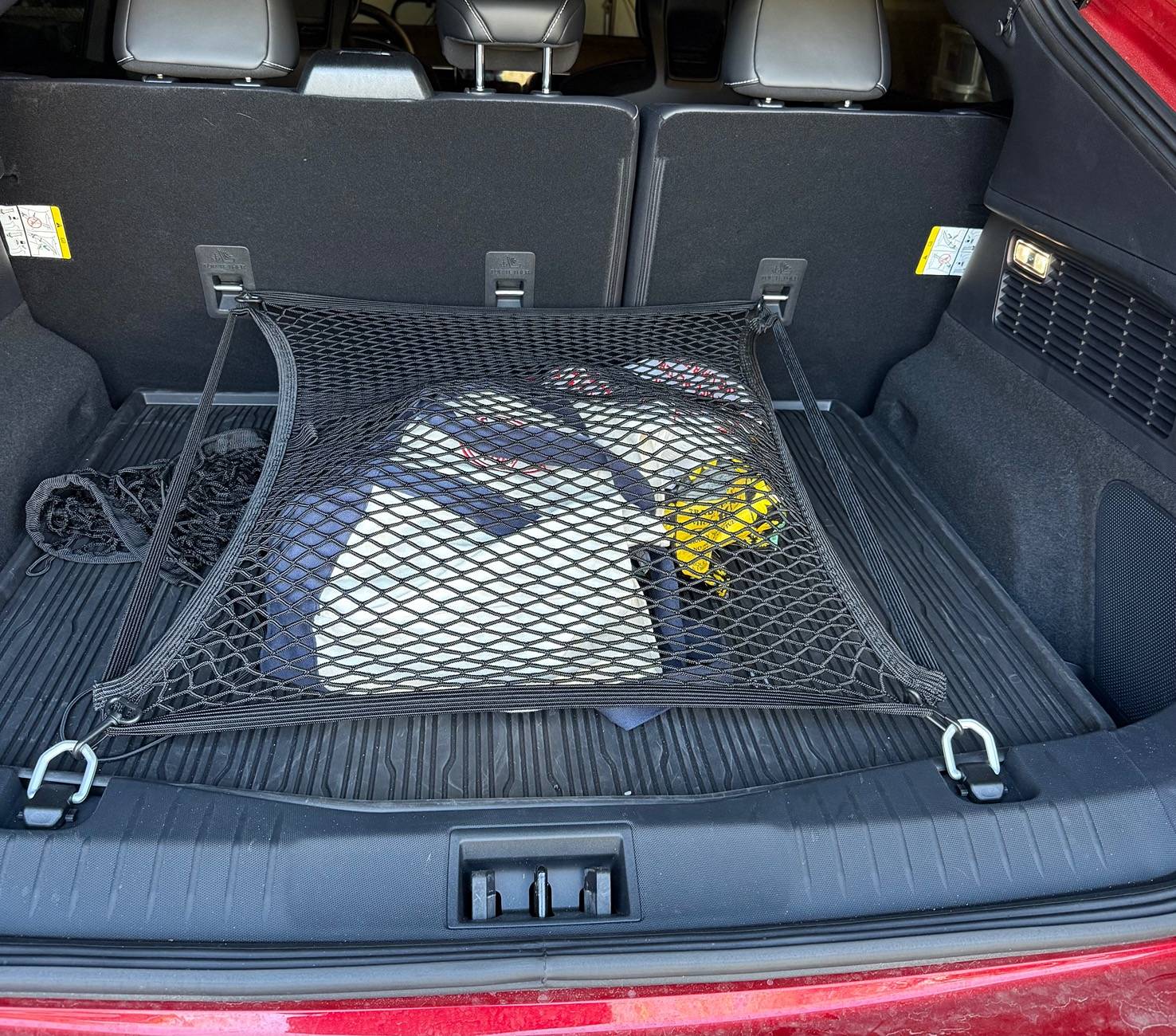 Ford Mustang Mach-E My (easy) solution to the flat cargo net IMG_0471