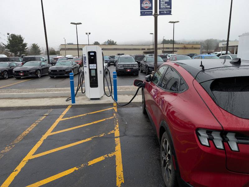Ford Mustang Mach-E First charge at Ford Charge and Google Maps preconditioning BowNH1