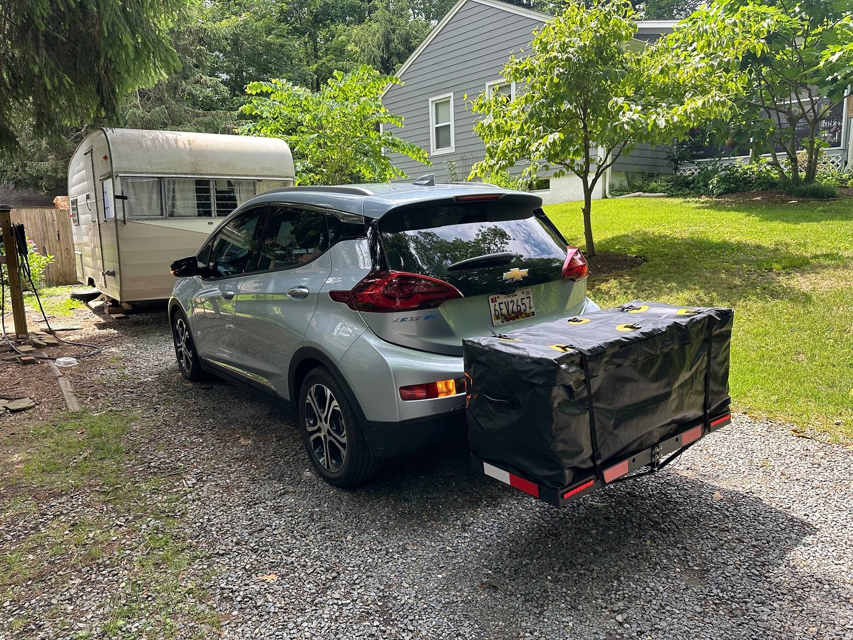 Ford Mustang Mach-E Thule Pulse Alpine cargo box? IMG_6728