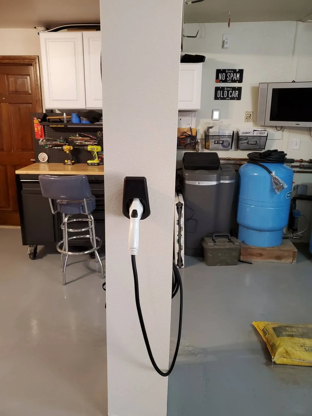 Ford Mustang Mach-E My Ford Connected Charge Station arrived! 2 Holster