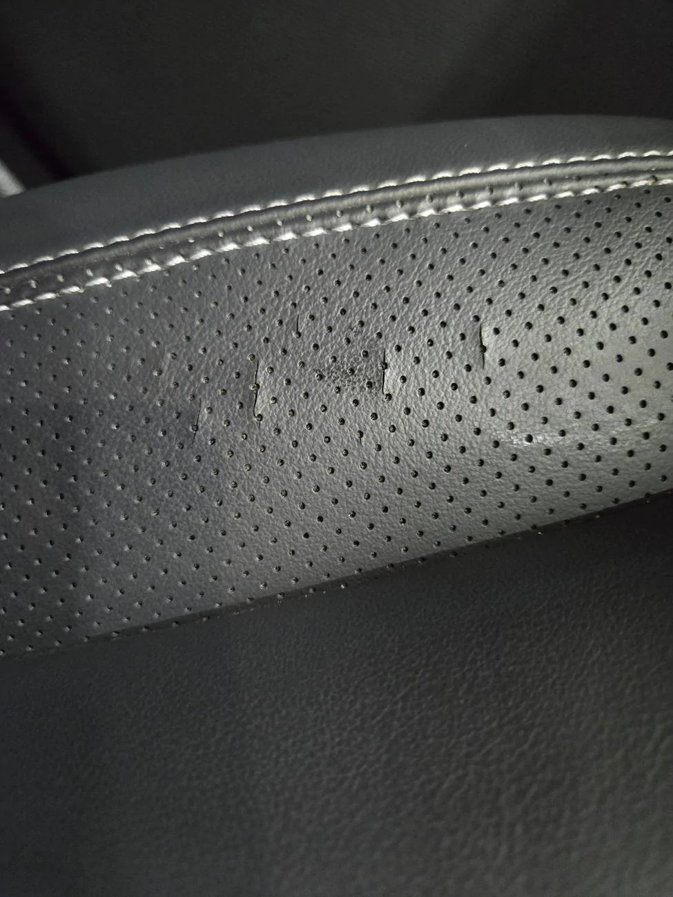 Ford Mustang Mach-E Seat Material Cracking shared image (22)