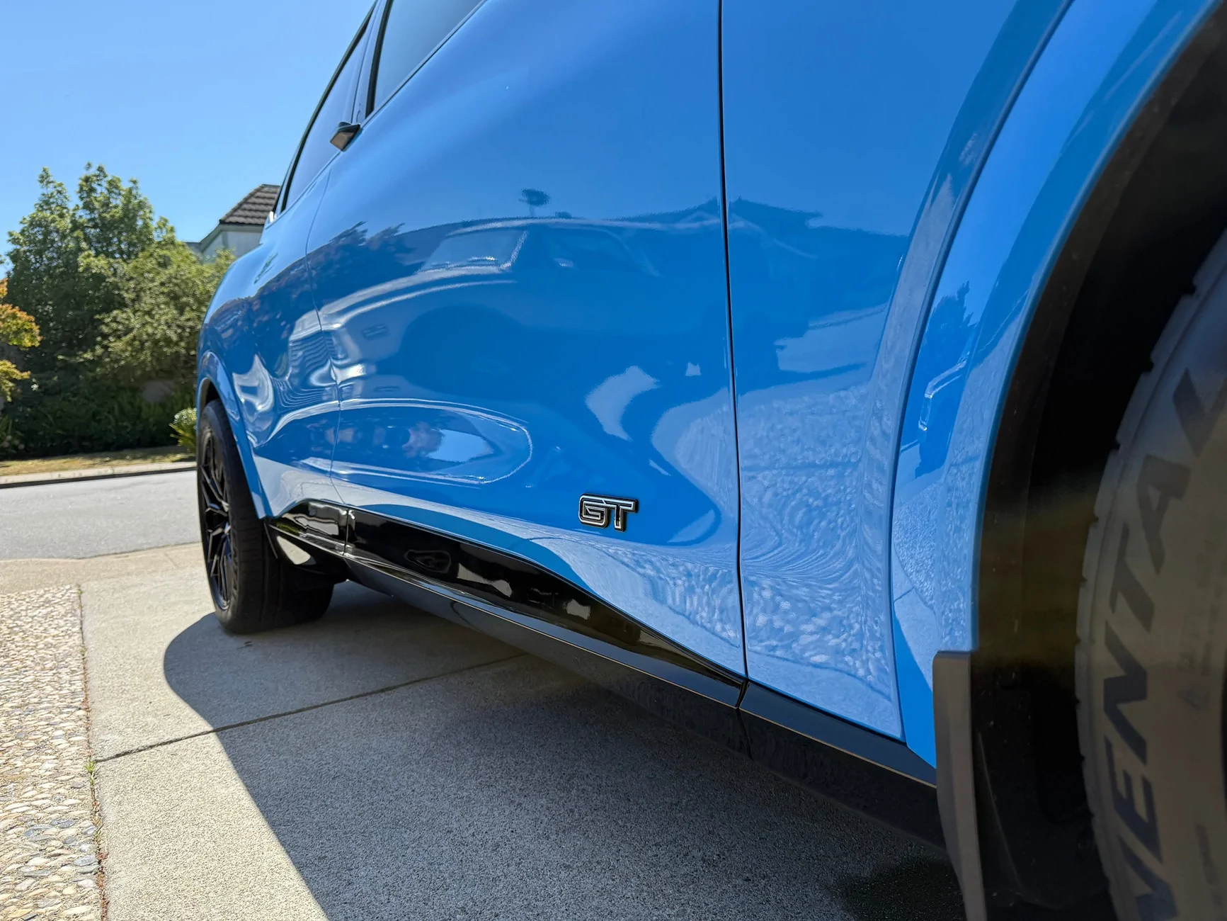 Ford Mustang Mach-E GRABBER BLUE Mach-E Photos IMG_5504