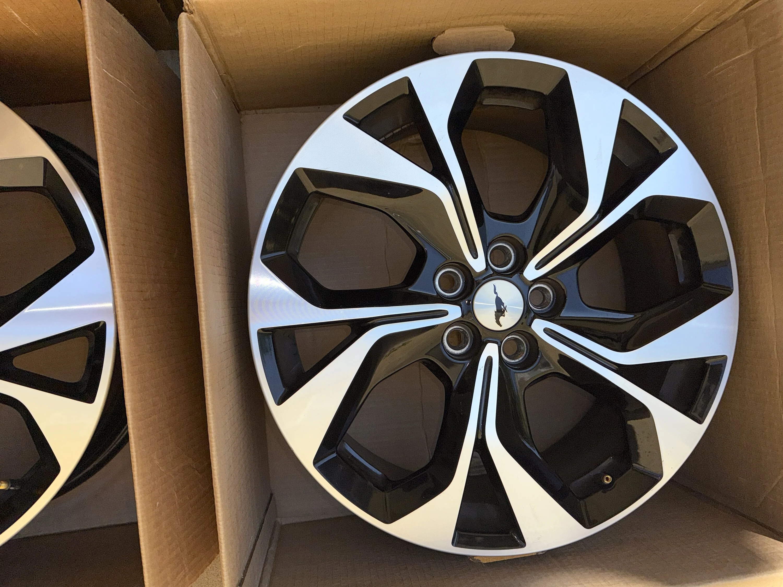 California - Factory OEM Mach-E 2021-2024 19x7 Wheels Machined Black ...