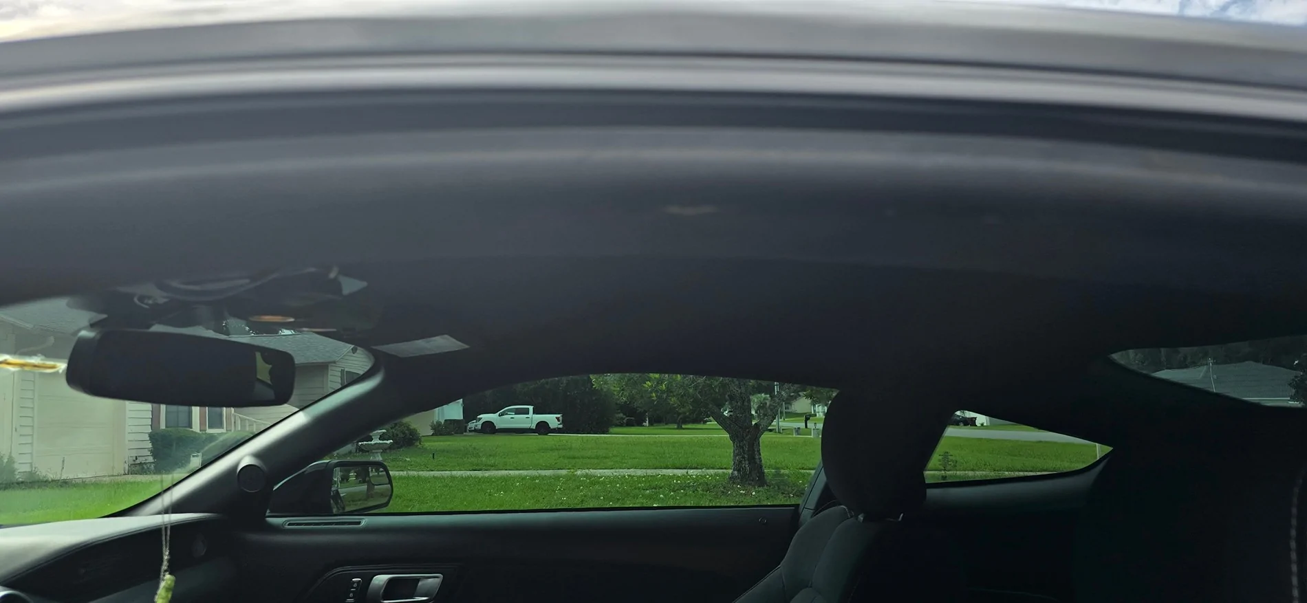 Ford Mustang Mach-E Anyone else having issues with their headliner? 20250823_101530