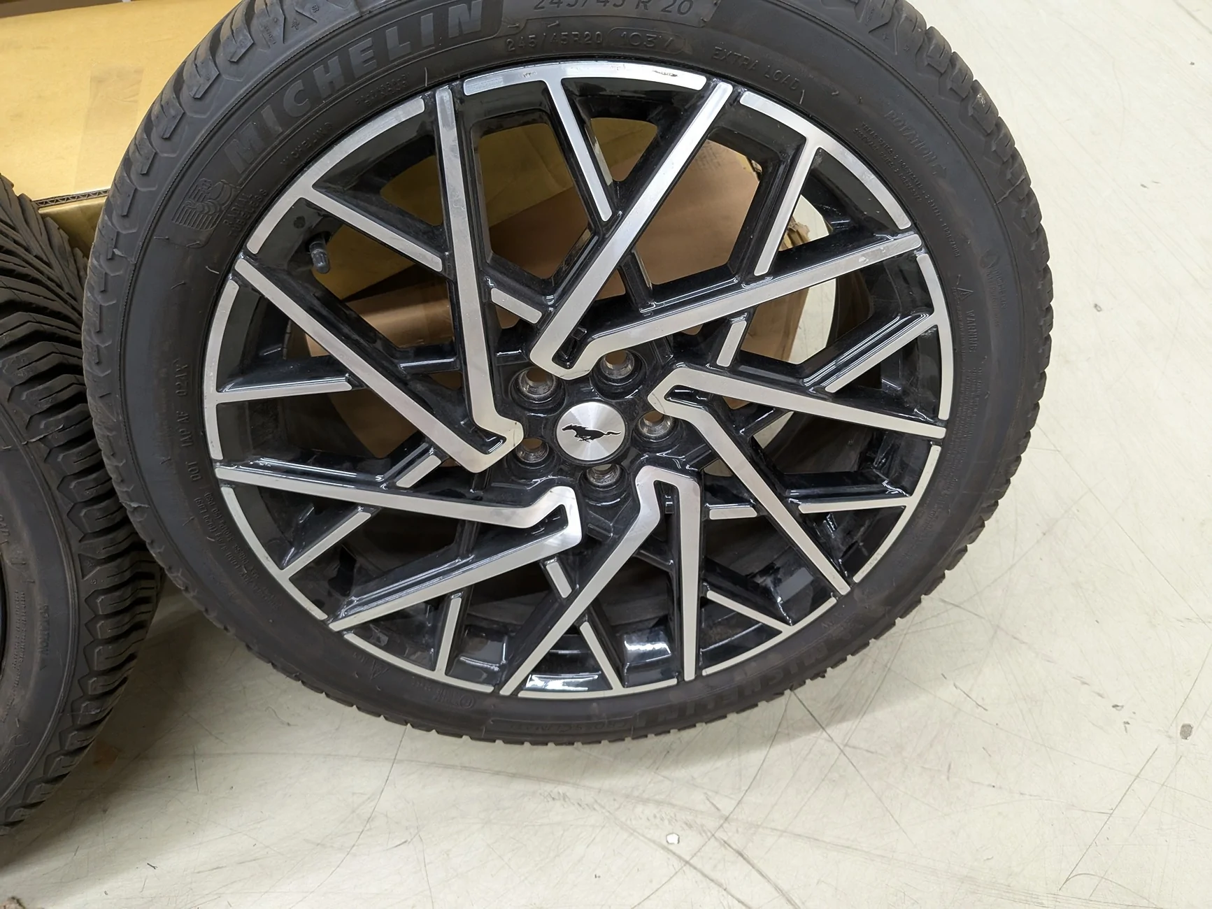 Ford Mustang Mach-E F/S: 22 GTPE WHEELS AND TIRES PXL_20250829_201912746