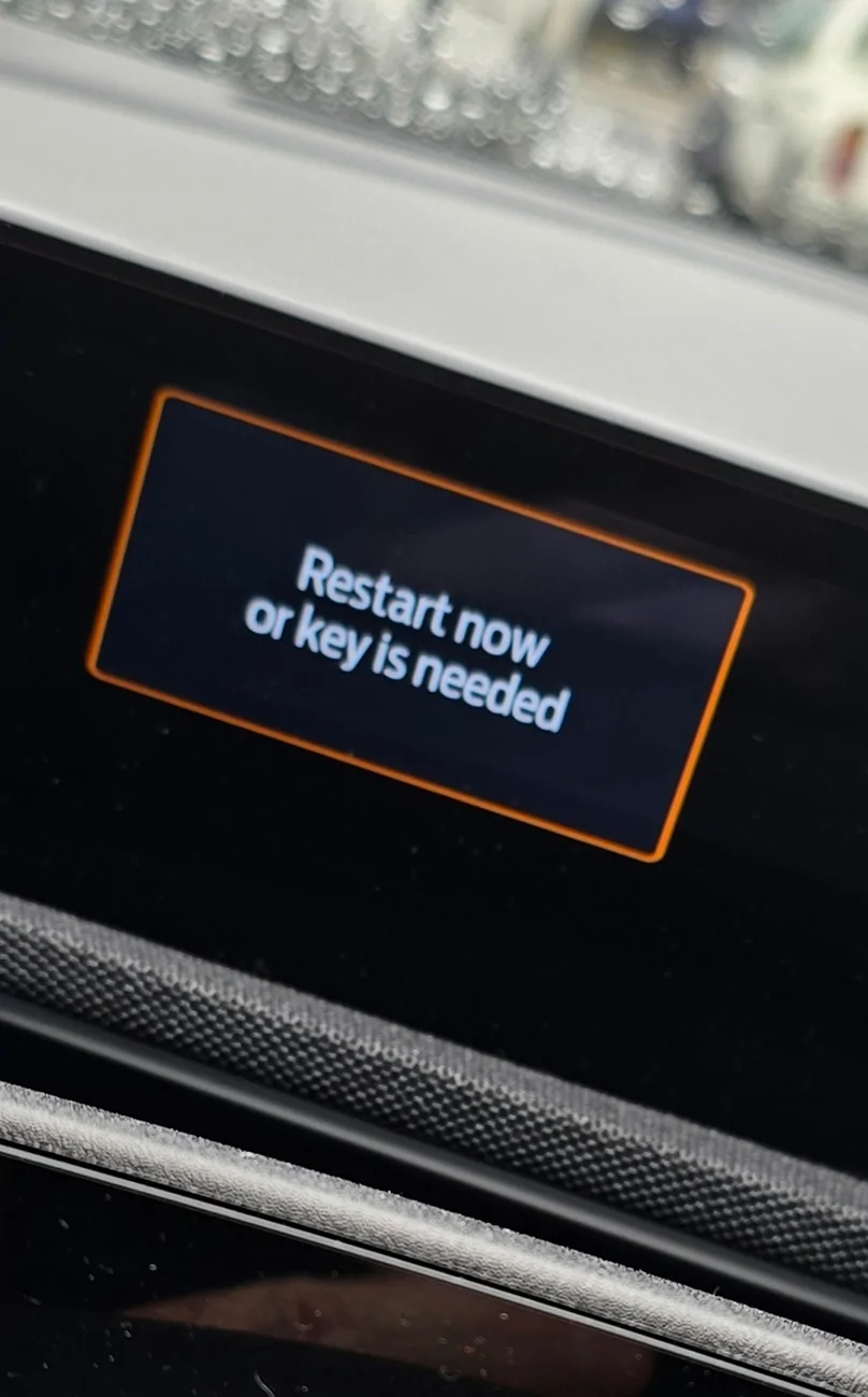 Ford Mustang Mach-E Paak failure Verizon Outage Screenshot_20250831_151018_Photos