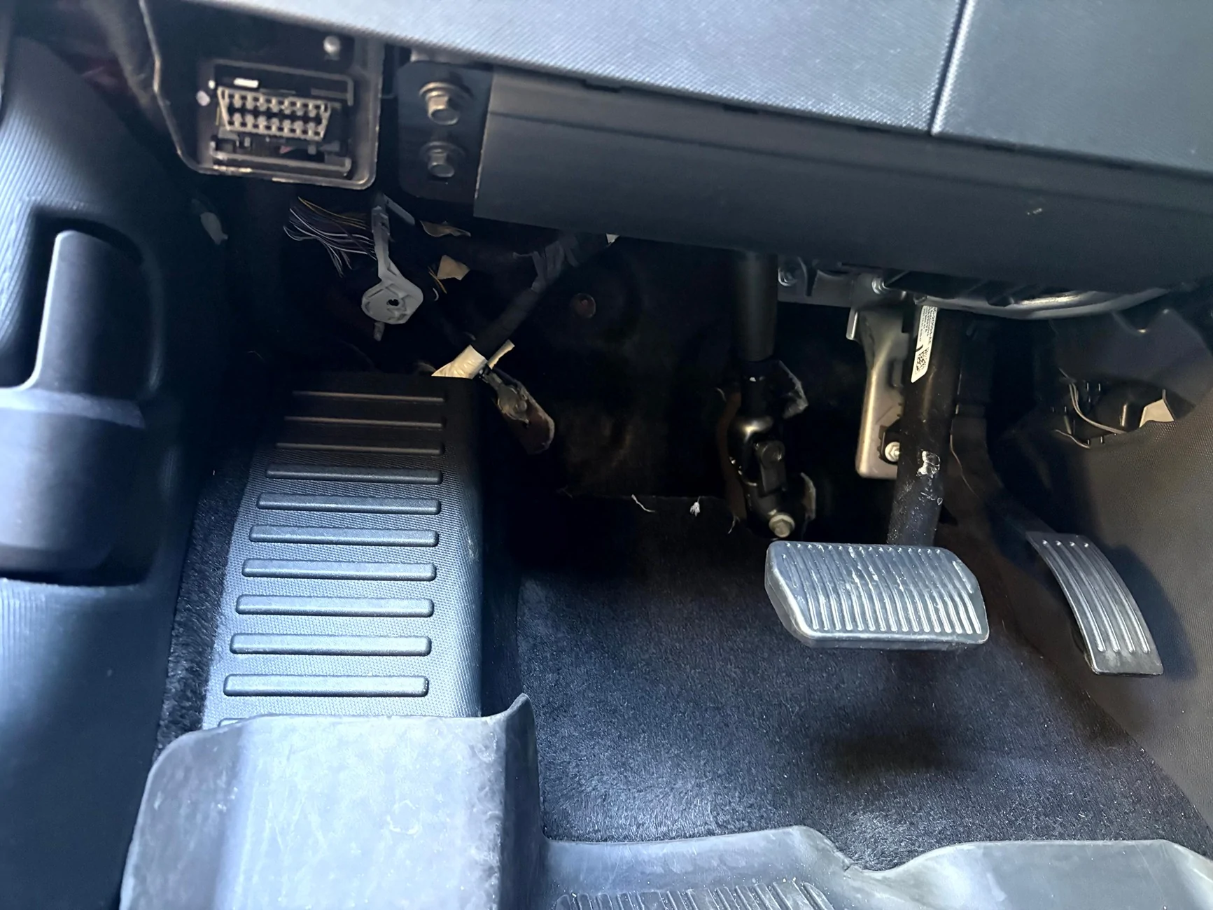 Ford Mustang Mach-E Missing Driver and Passenger Cover Panels IMG_6251