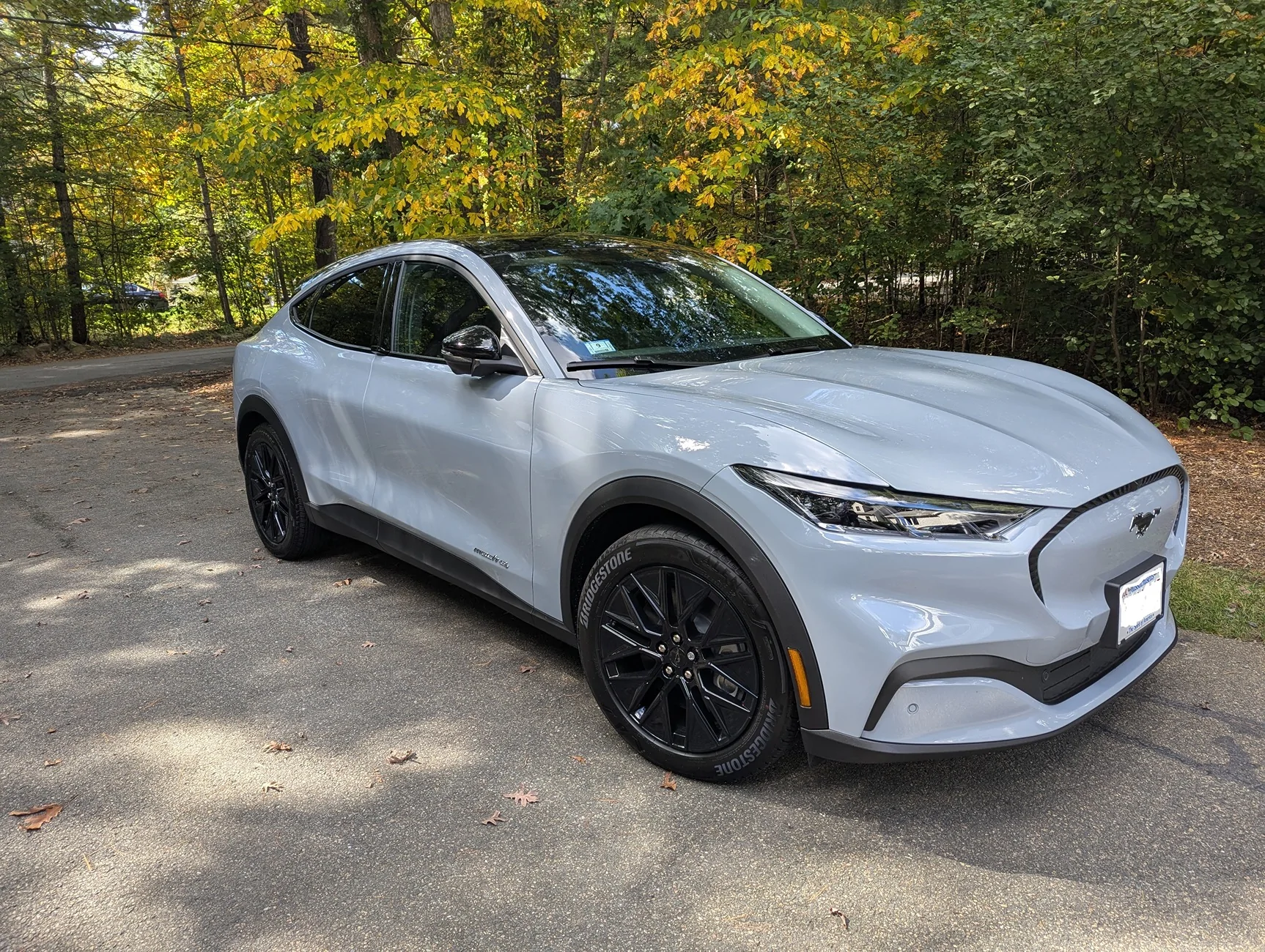 Ford Mustang Mach-E New 2025 Select - Comparison with Previous 2021 PXL_20250927_164355885 (1)
