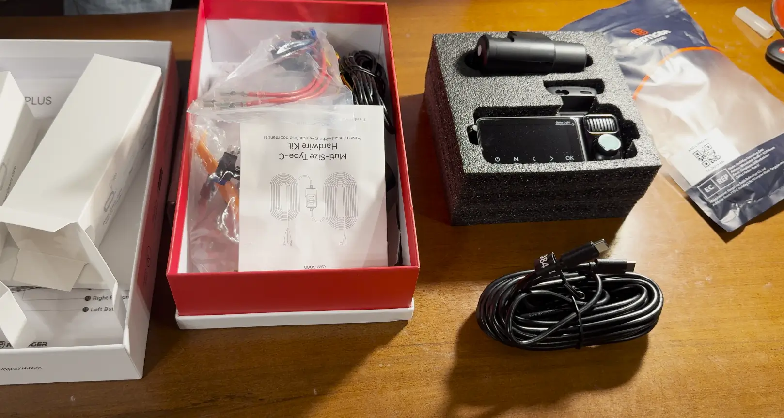 Ford Mustang Mach-E Redtiger F17 Plus 4-Channel Dashcam – Honest Review After Installation & Testing unpacking