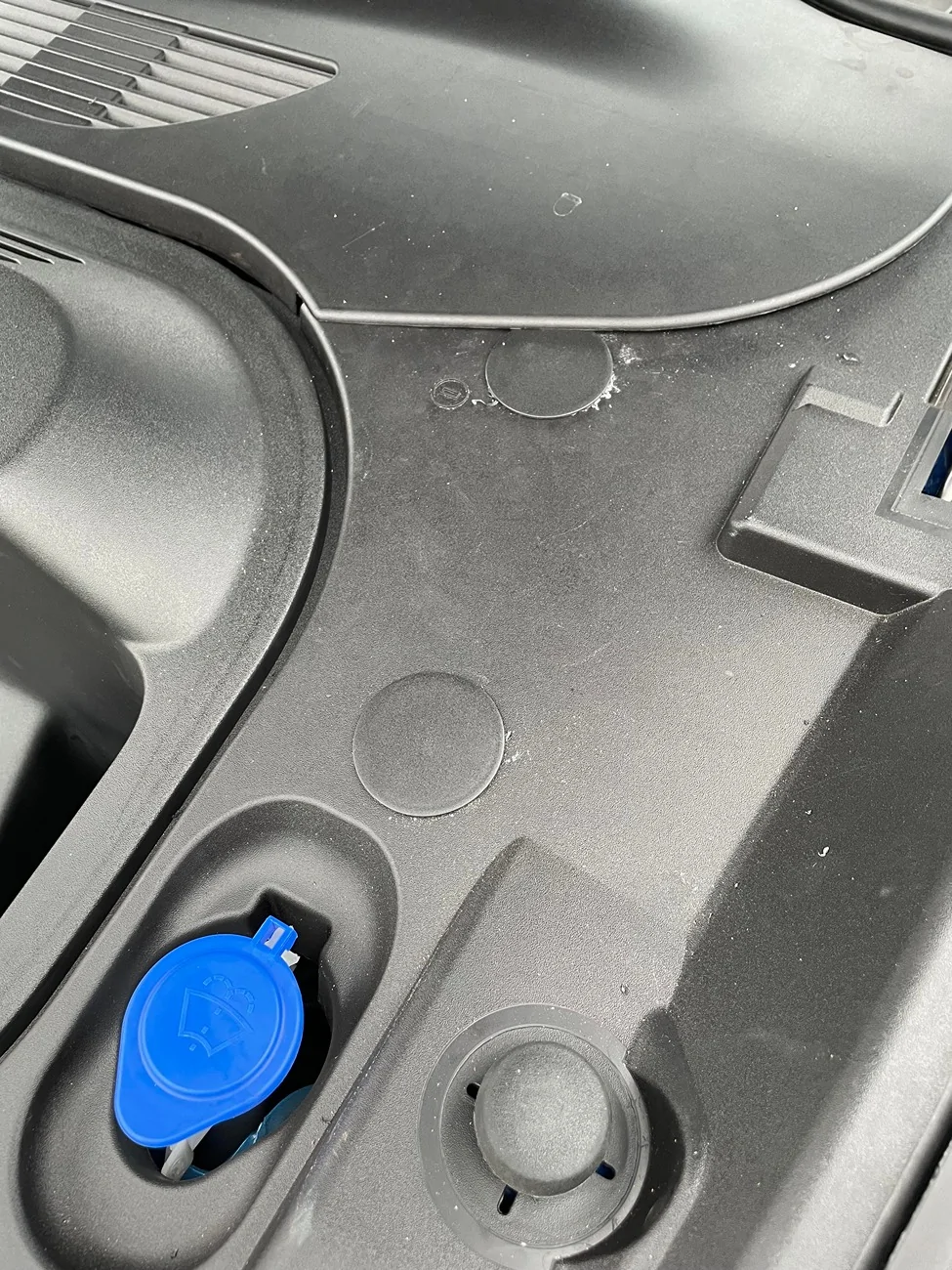 Ford Mustang Mach-E Unable to install PT-25.12.14 due to 'battery too low'.  Any tricks? Power Supply Connections