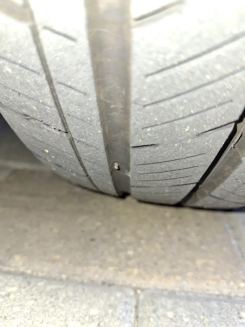 Ford Mustang Mach-E Nail Magnet? Flat 1