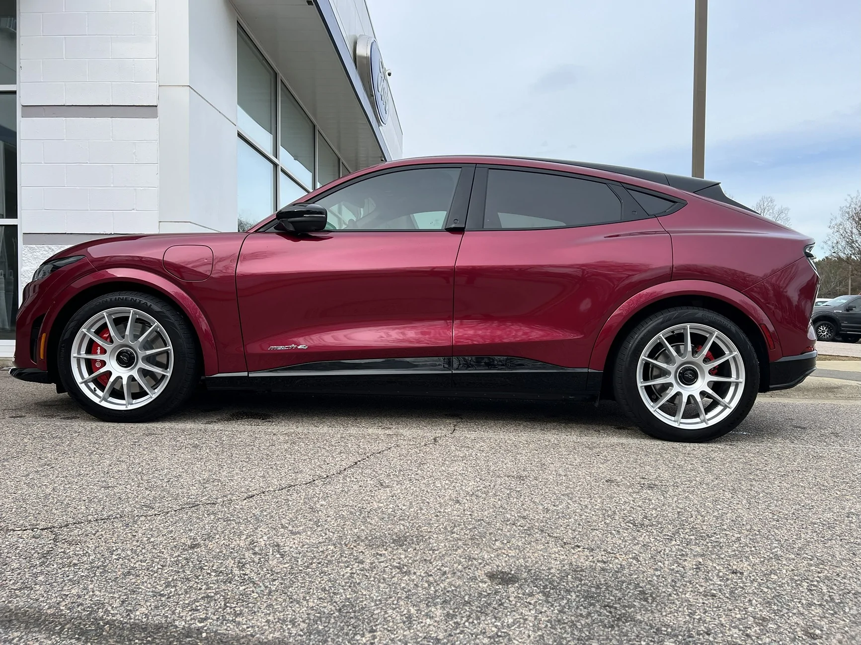 Ford Mustang Mach-E Mach-E Aftermarket wheel and tire information and pictures 20251218_160711288_iOS