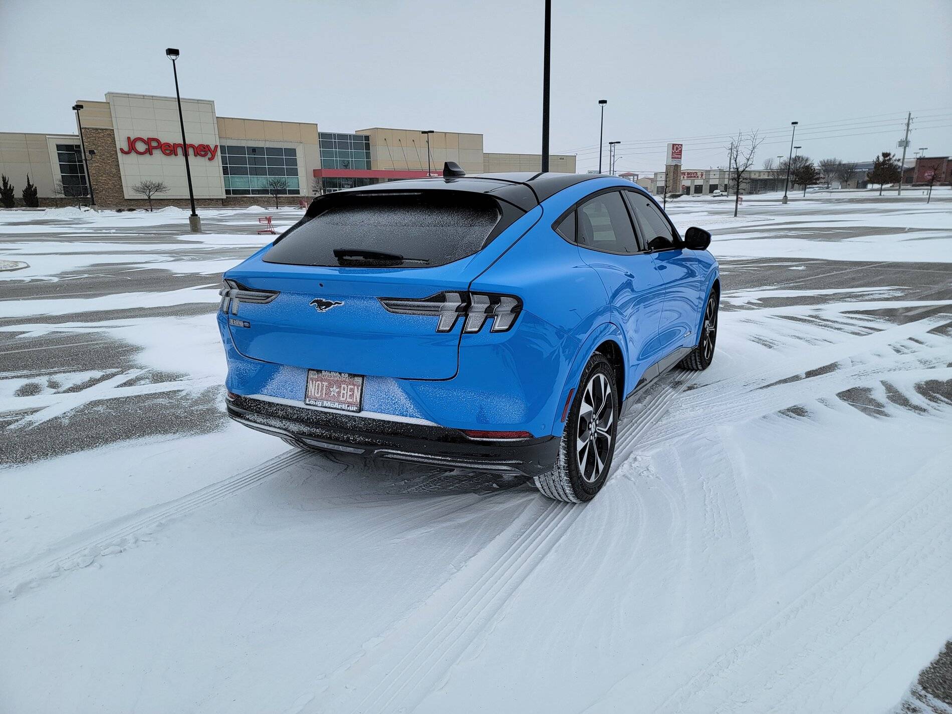 Ford Mustang Mach-E GRABBER BLUE Mach-E Photos 20210214_141614