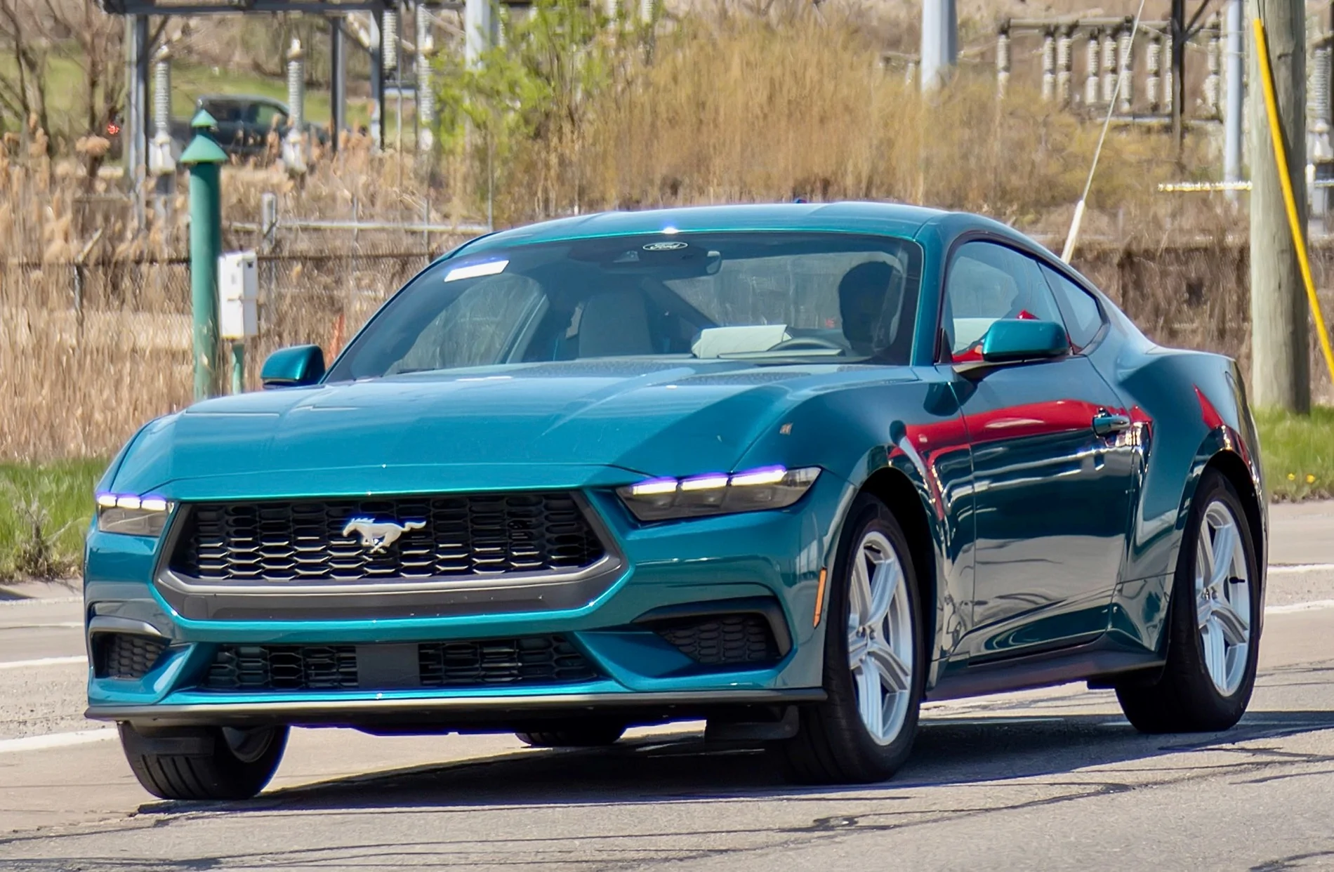 Ford Mustang Mach-E ADRIATIC BLUE Mach-E Photos AB front