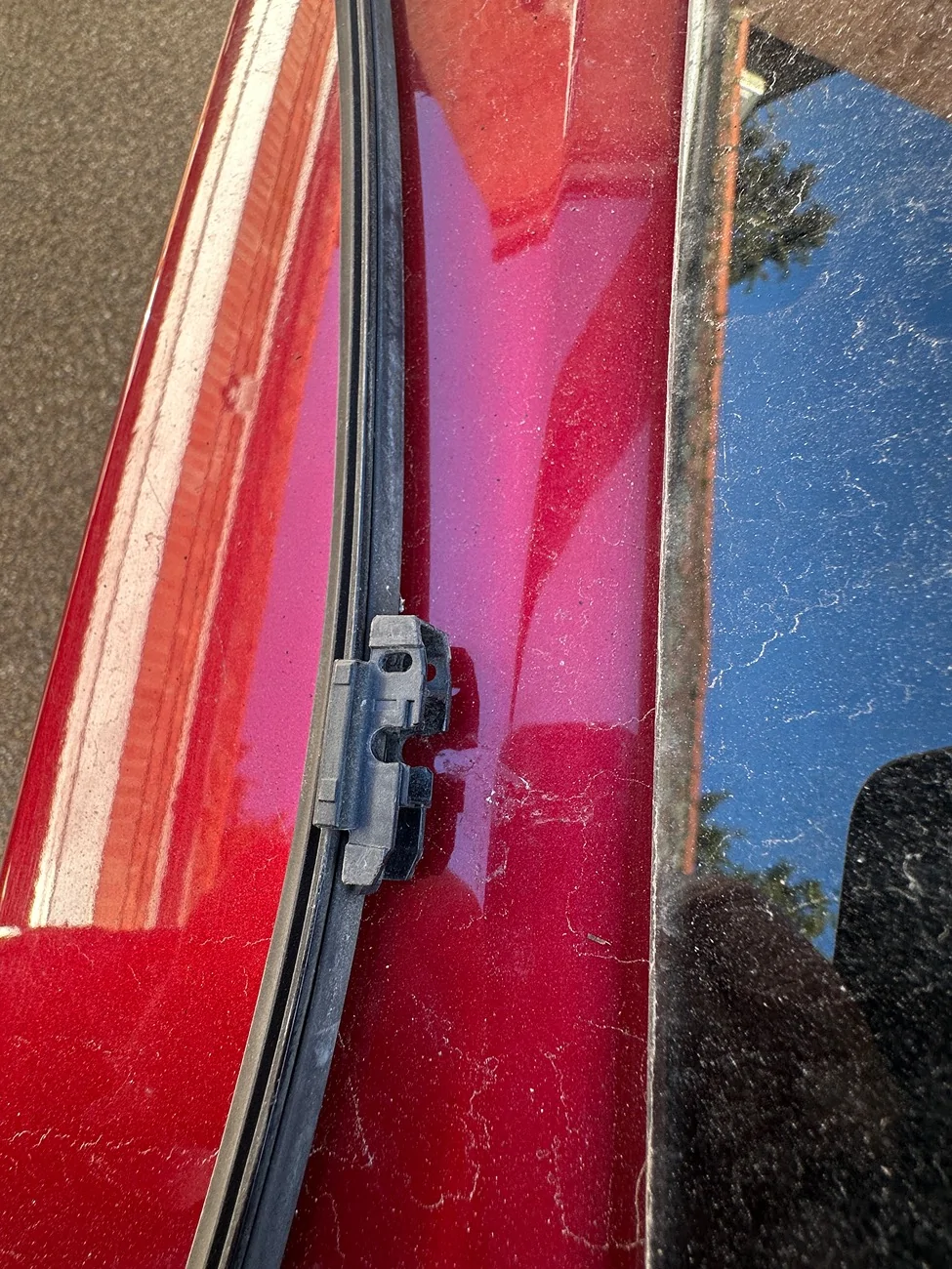 Ford Mustang Mach-E Rear Wiper Design variation IMG_0867