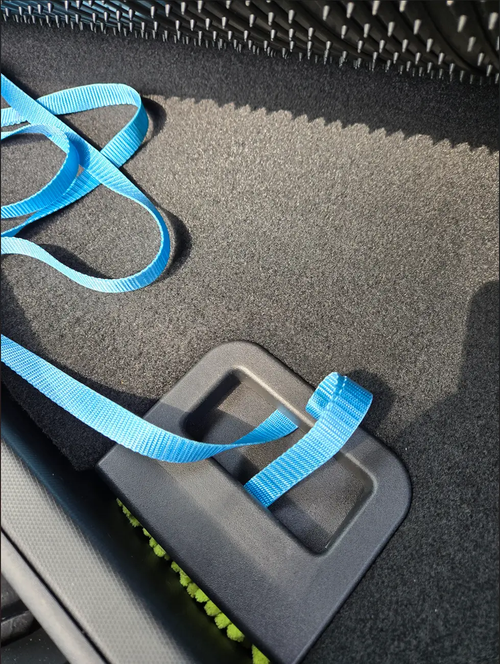 Ford Mustang Mach-E Lift Loop For Cargo Floor When Under Rubber Mat 1777044655843-gv