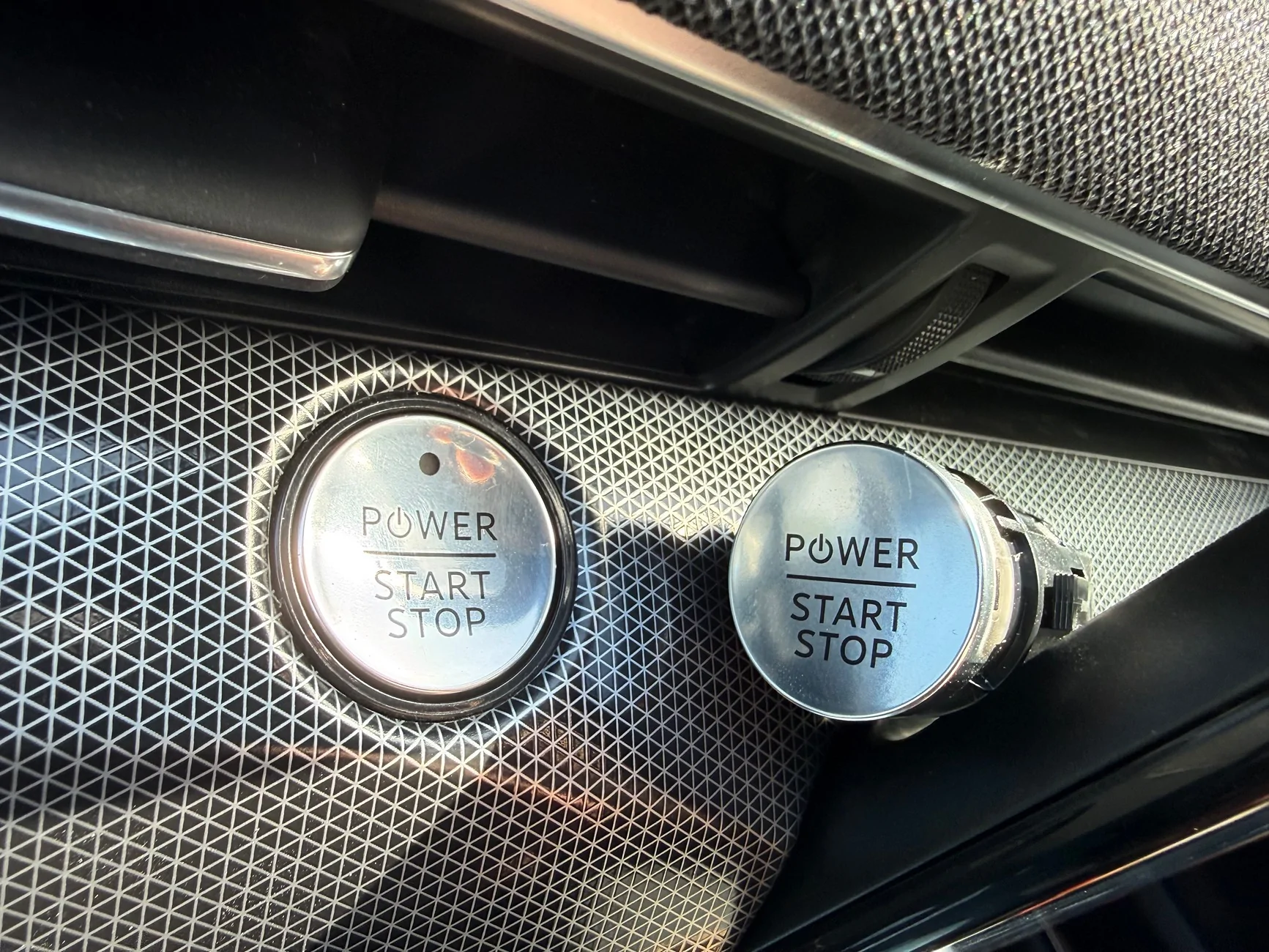 Ford Mustang Mach-E Ignition Switch with Power Indicator in 2024+ MME IMG_5738