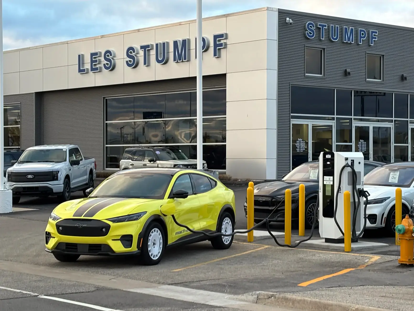 Ford Mustang Mach-E Hitting the road this weekend? Get ready for your electric road trip! 1779459953335-wm