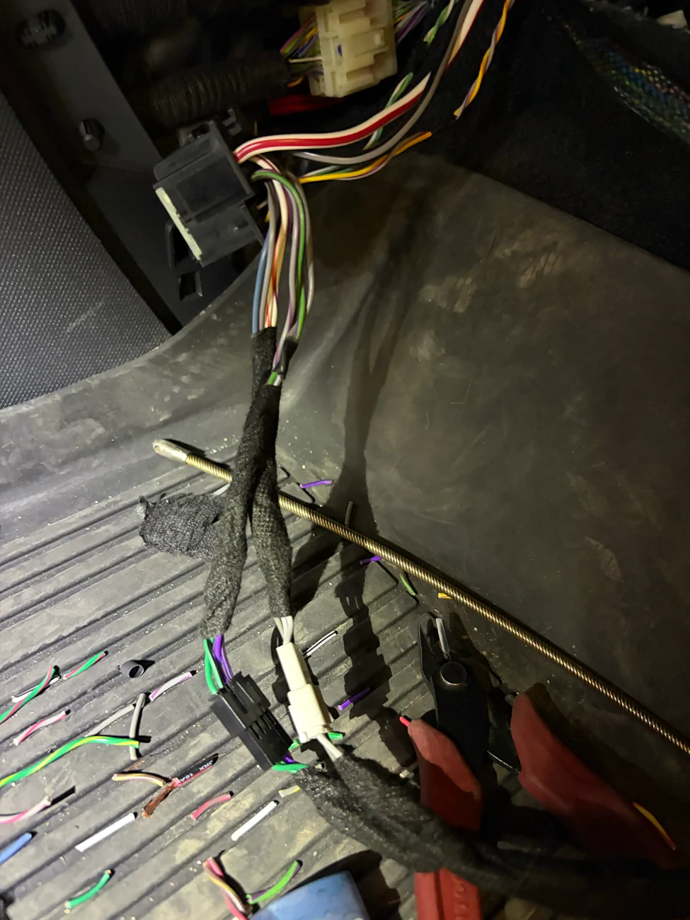 Ford Mustang Mach-E MachE Select Audio - Base Audio - Stereo Upgrade Build tempImagetAXXCx