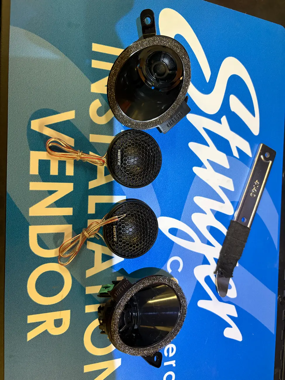 Ford Mustang Mach-E MachE Select Audio - Base Audio - Stereo Upgrade Build tempImageu1evTl