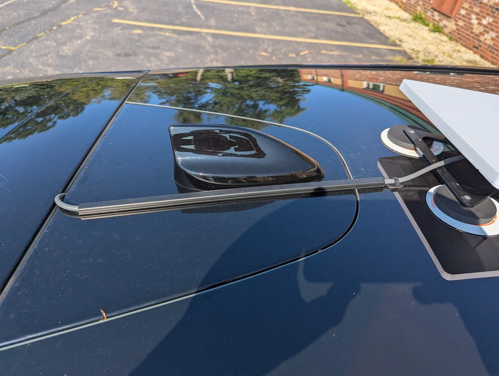 Ford Mustang Mach-E Starlink Mini - Installation PXL_20260823_145506352