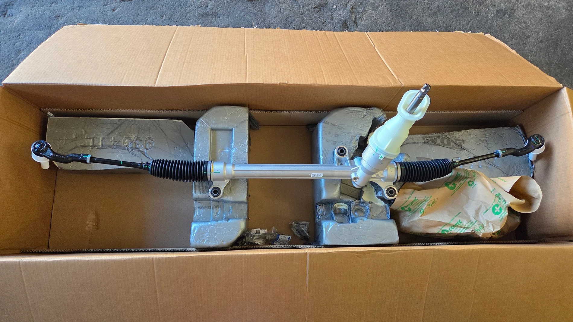 Ford Mustang Mach-E Replace the steering gear 20260827_111850