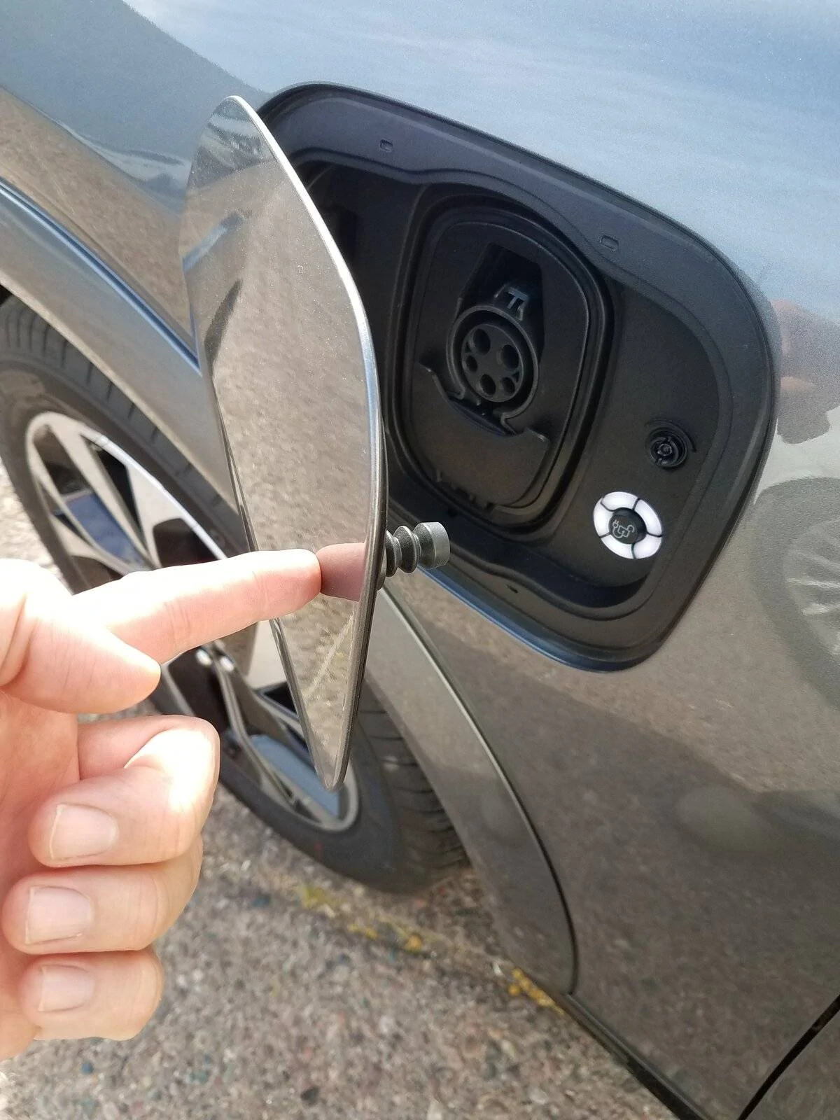 Ford Mustang Mach-E Charging port door - flimsy or solid? 20210309_093245