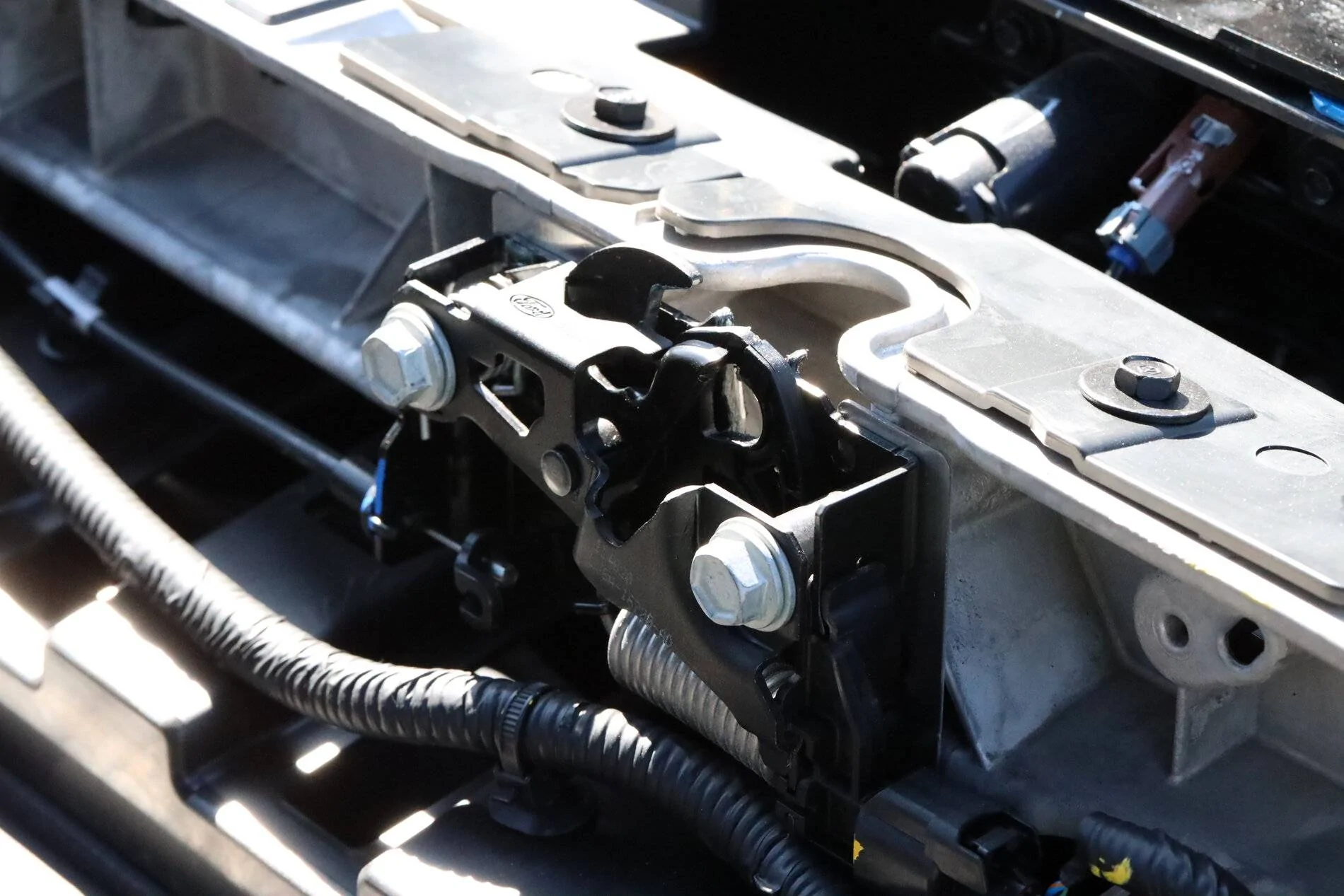 Ford Mustang Mach-E Battery for Frunk Release to store in bumper 6Z5A0948