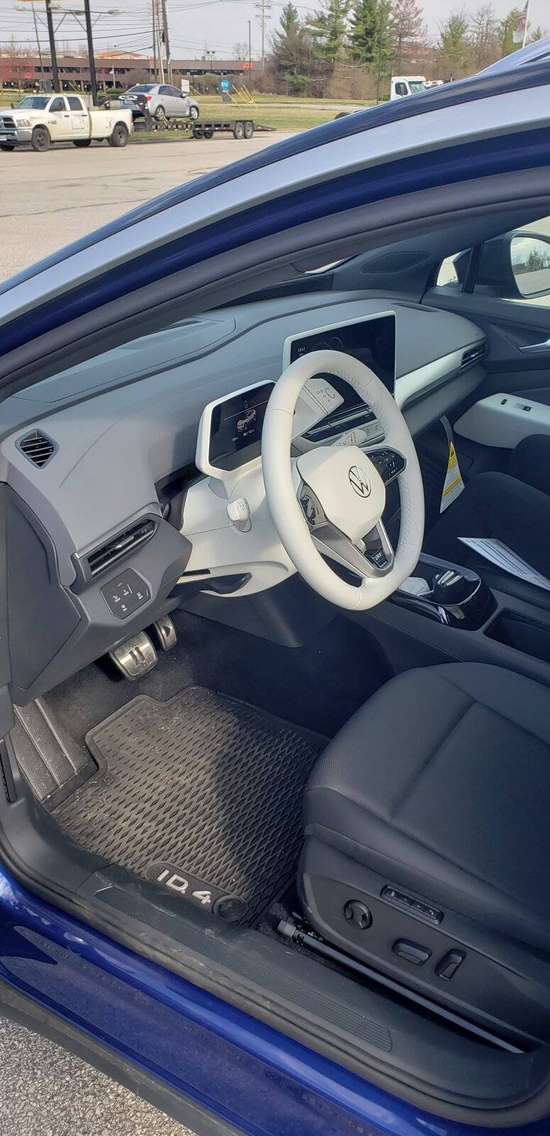 Ford Mustang Mach-E VW ID.4 Unveiled Today 162427210_3683737638422666_7721709166379403399_n