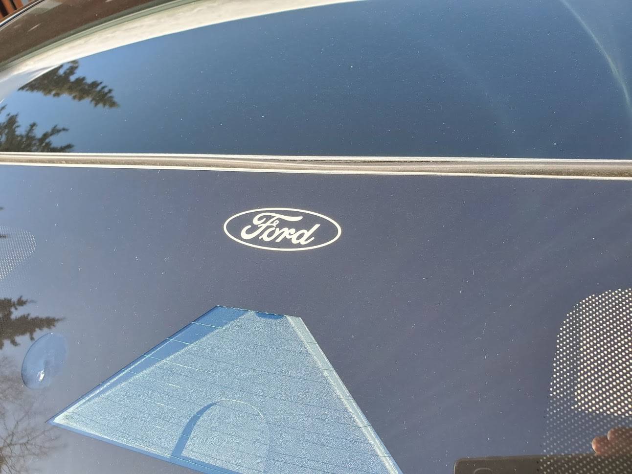 Ford Mustang Mach-E Replacing my roof glass (due to loose / damaged seal) 20210321_161554