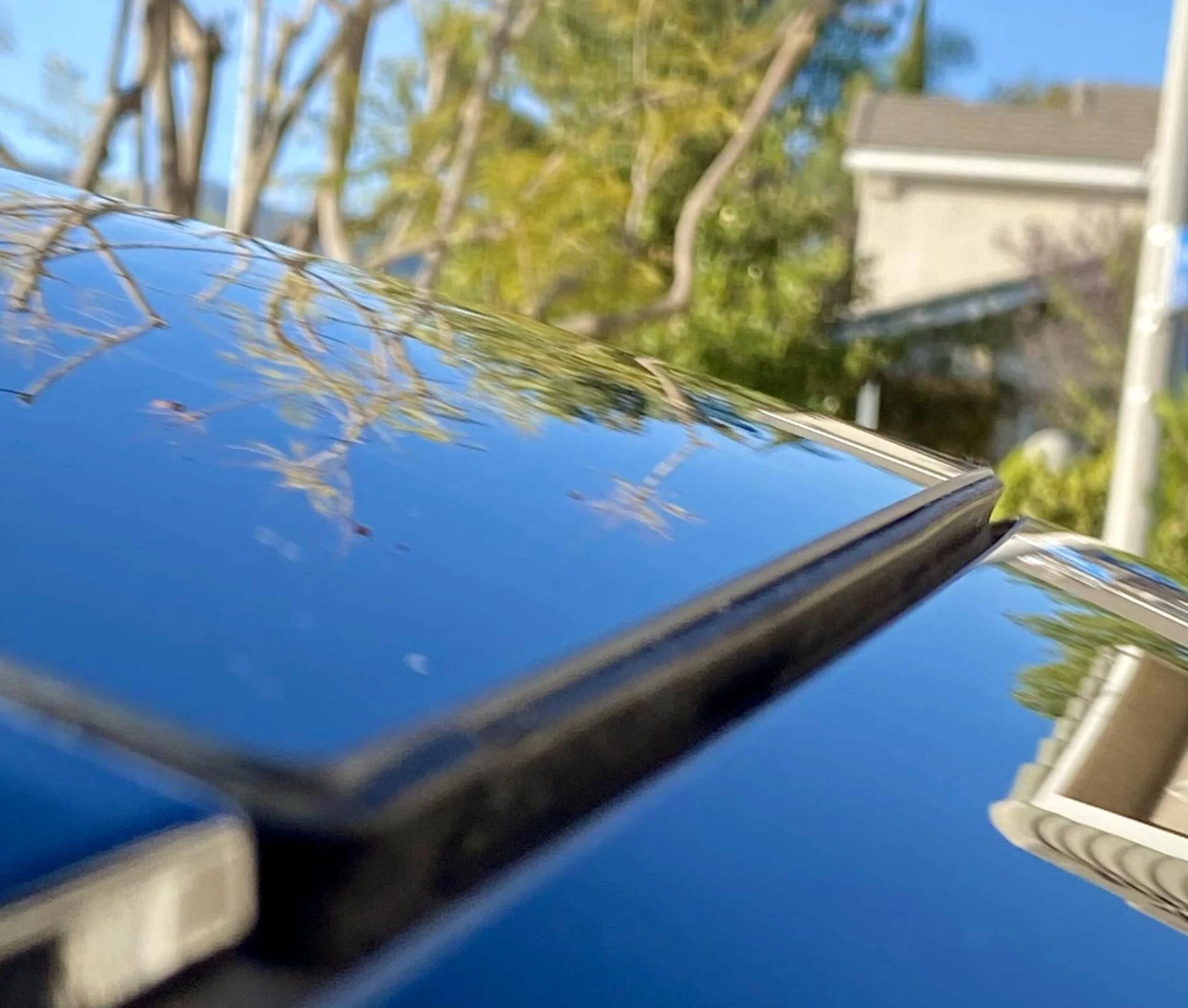 Ford Mustang Mach-E [4th Update...Kinda] Wind noise from panoramic roof windshied_to_pano_roof_gap_and_st