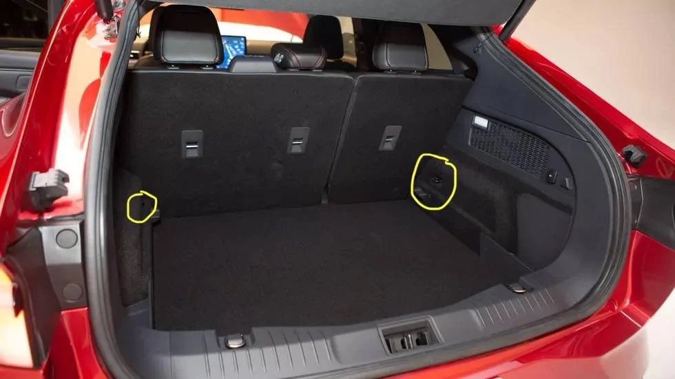 Ford Mustang Mach-E Two Missing Cargo Anchor Points / Tie downs 67509E64-4331-4CFB-B86D-1BC91DC7C845