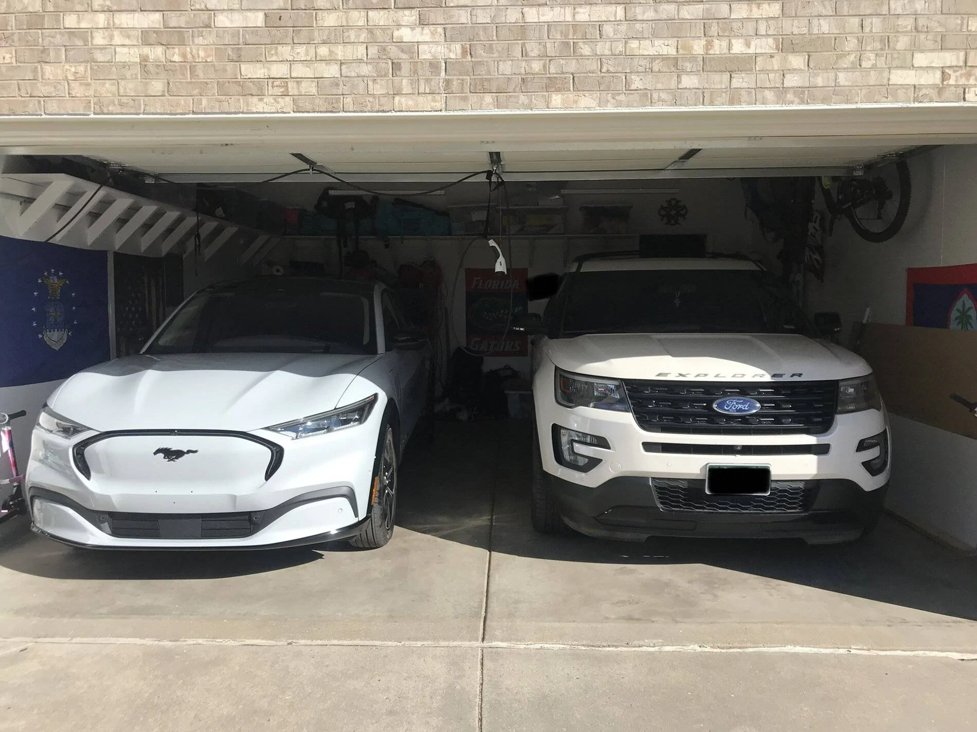 Ford Mustang Mach-E SPACE WHITE Mach-E Photos 56F38B16-DE76-4C01-AB1D-B320E3B4F455