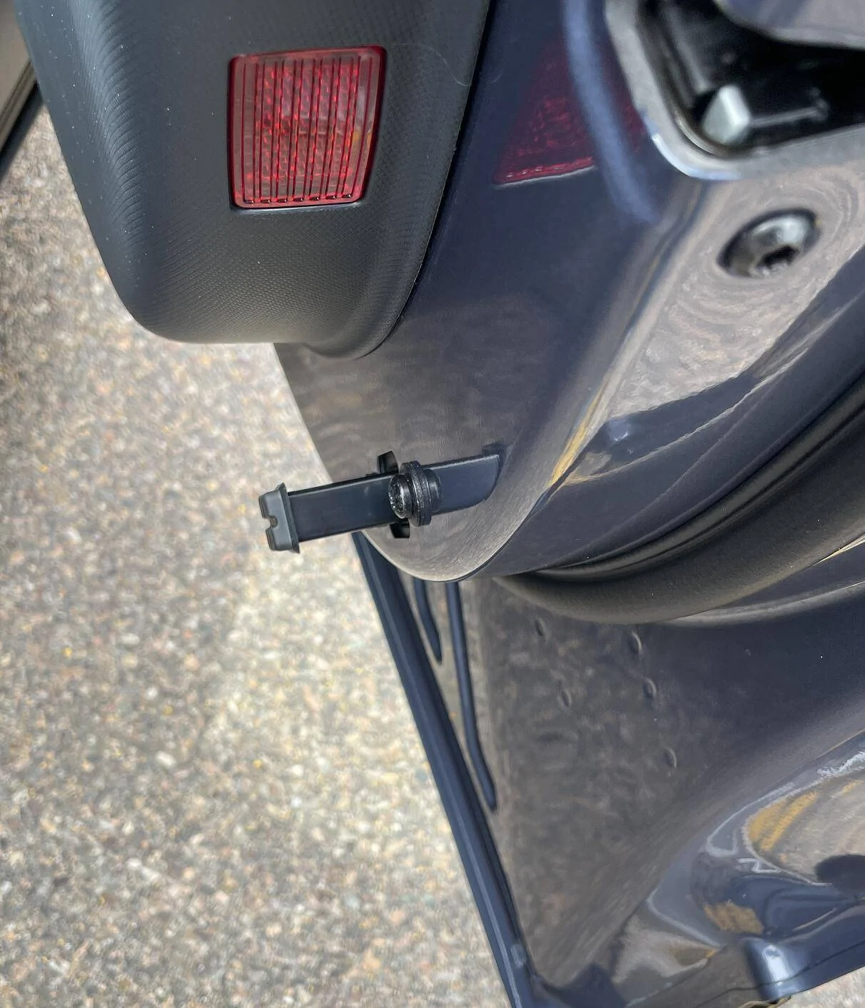 Ford Mustang Mach-E My first problem - passenger door won't close 1620498653864