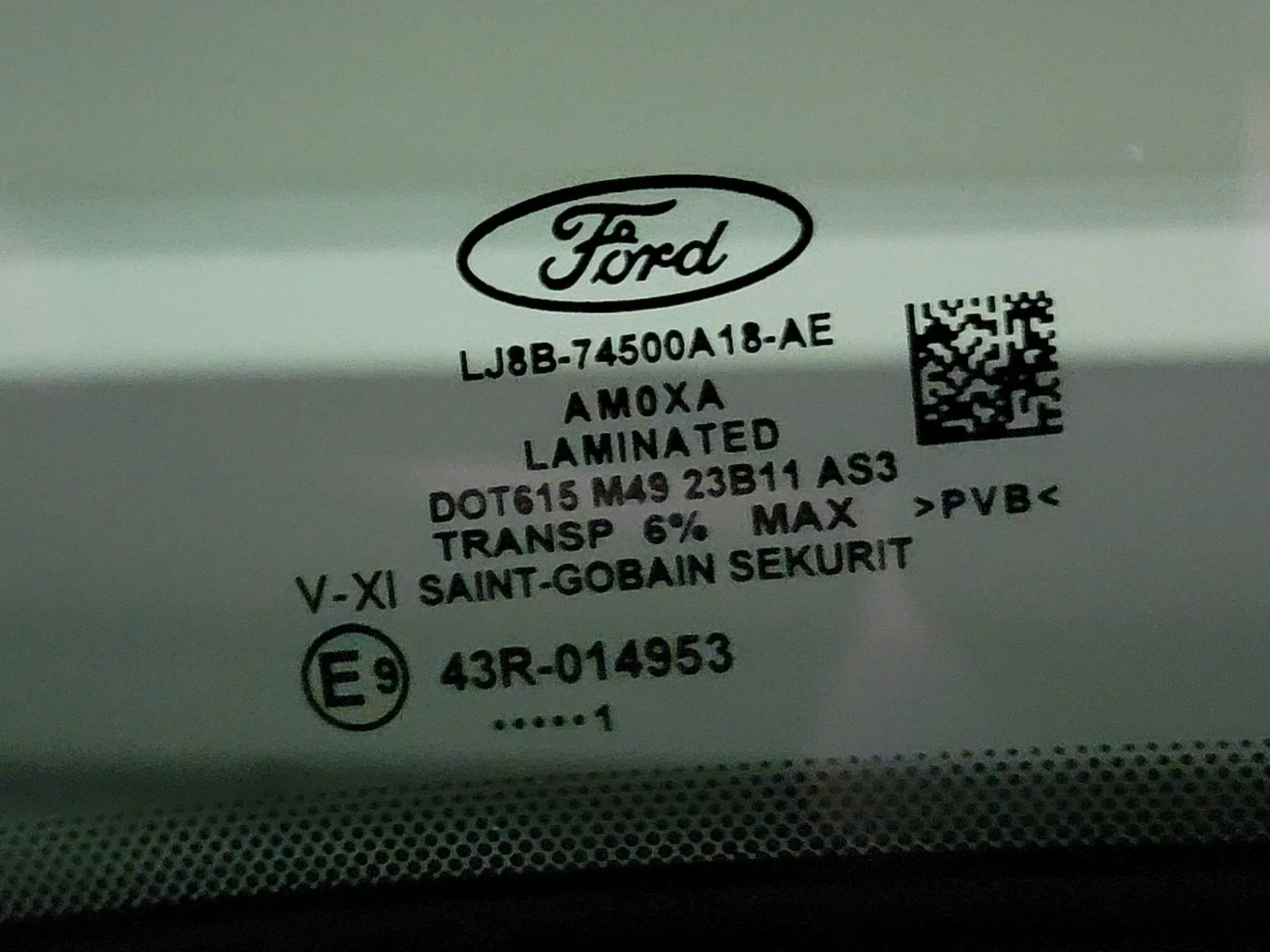 Ford Mustang Mach-E Panoramic roof is not IRR. 20210509_071518