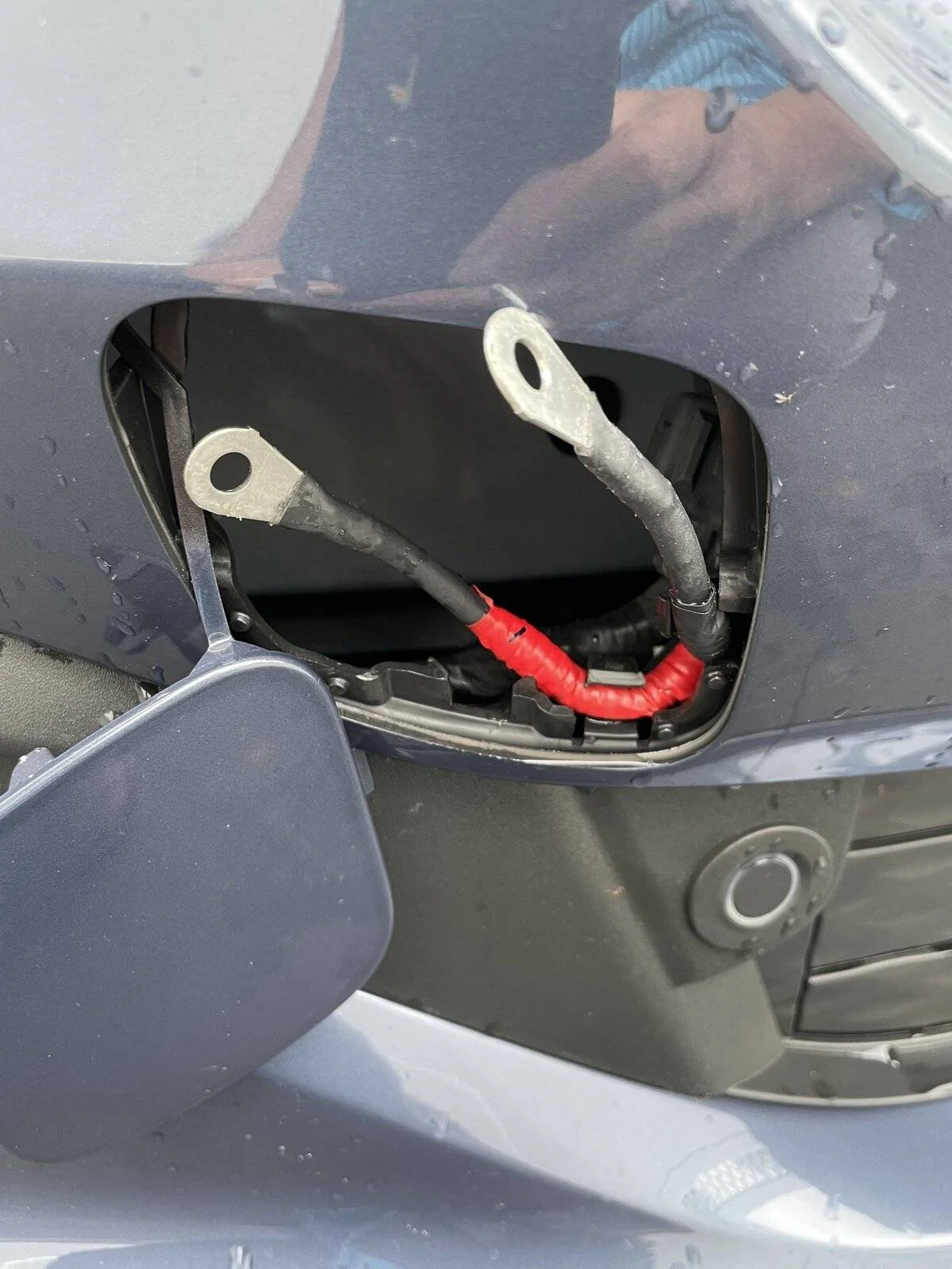 Ford Mustang Mach-E Emergency 12v terminals ??? termnls
