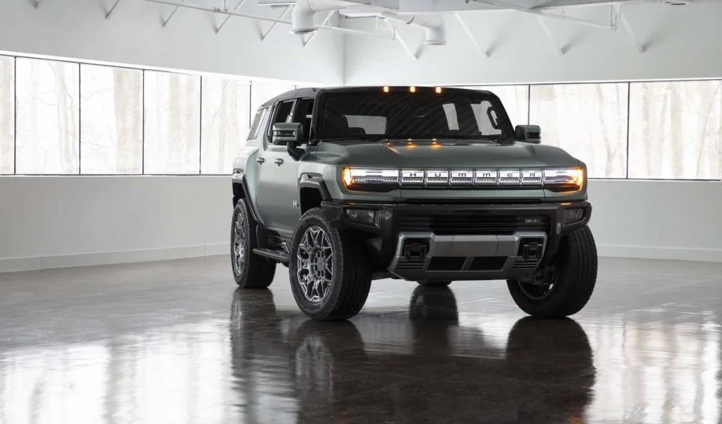 Ford Mustang Mach-E GM going "all in" on EVs gmc-hummer-ev_100787594_l