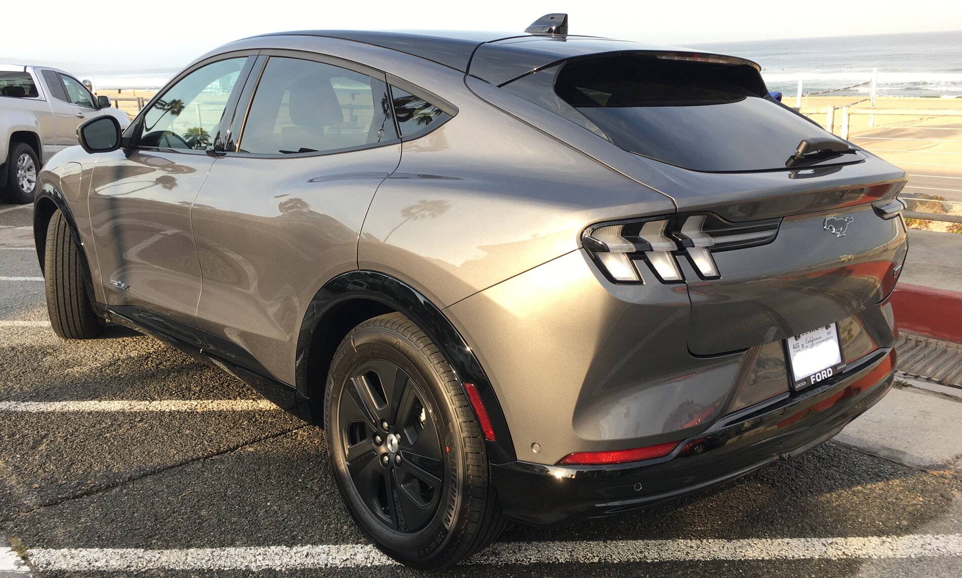 Ford Mustang Mach-E CARBONIZED GRAY Mach-E Club L_Rear_3x5_210616