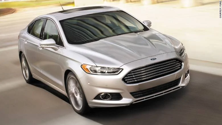 Ford Mustang Mach-E Raymond from Bayamon, Puerto Rico 2014-fusion-gray