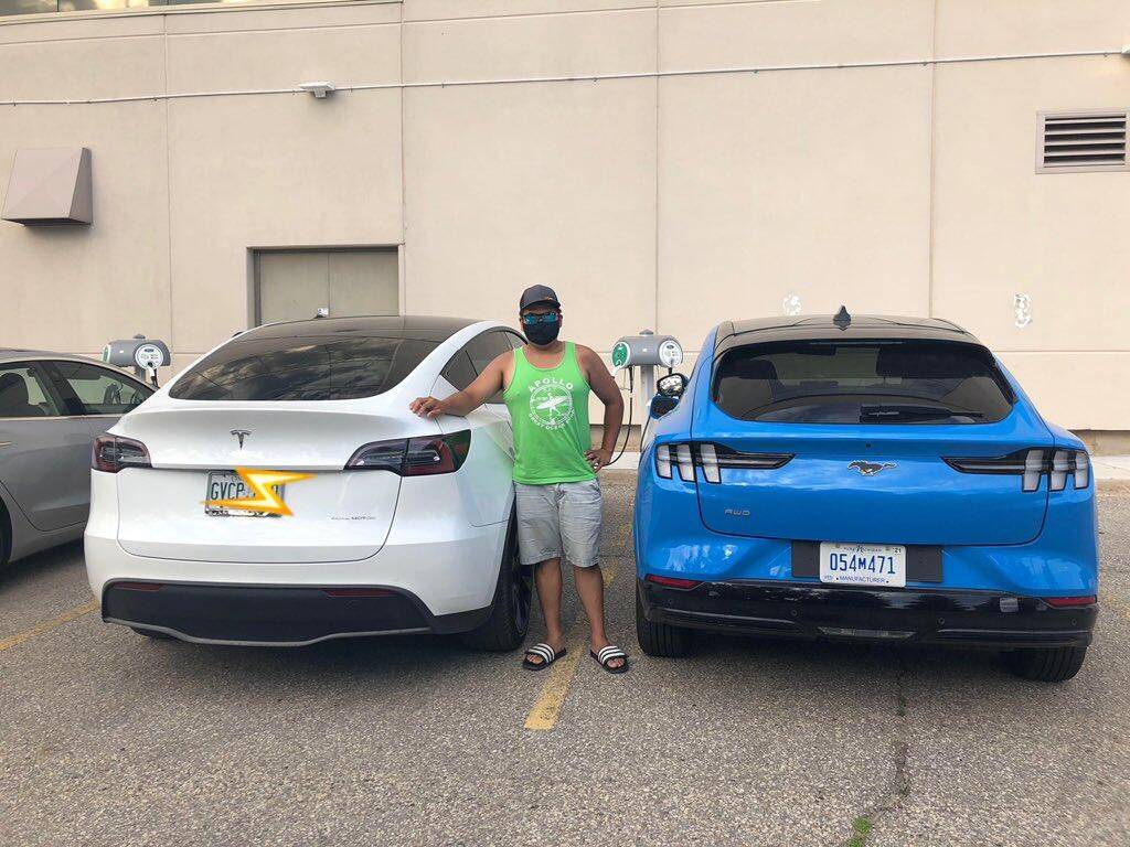 Ford Mustang Mach-E Model Y and Ford Mustang Mach E have the same rear issue? 1594946918146