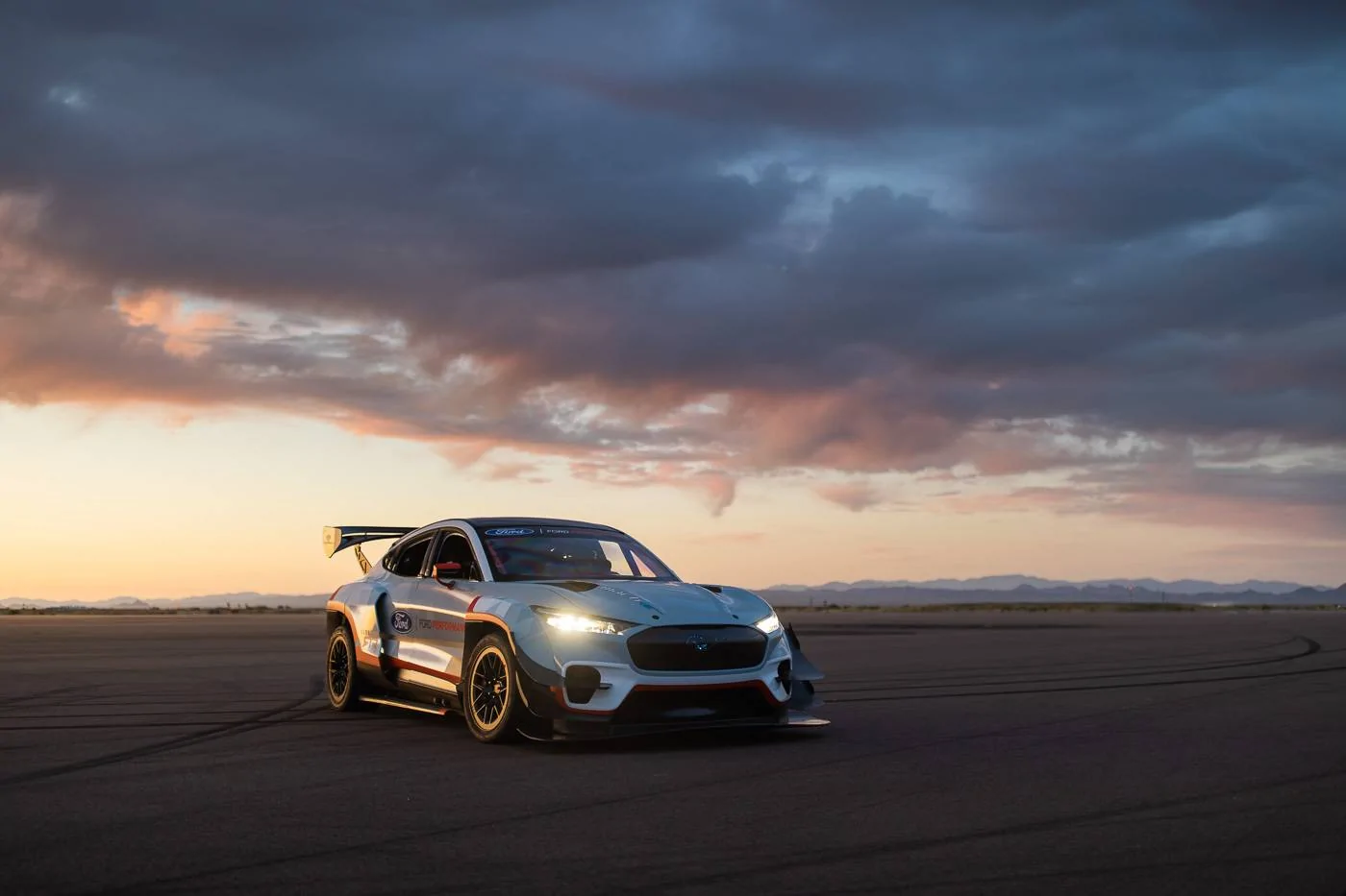 Ford Mustang Mach-E Mach-E 1400 Prototype Revealed with 1400 Peak Horsepower Mach-E-1400-Prototype-Revealed-47