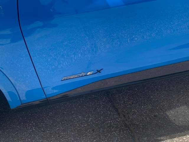 Ford Mustang Mach-E GRABBER BLUE Mach-E Photos EcMEQpPWoAAfy9