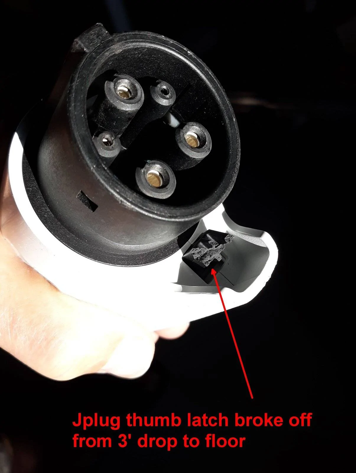 Ford Mustang Mach-E Fragile J1772 charger thumb latch - warranty/recall safety issue! 20210625_jplug