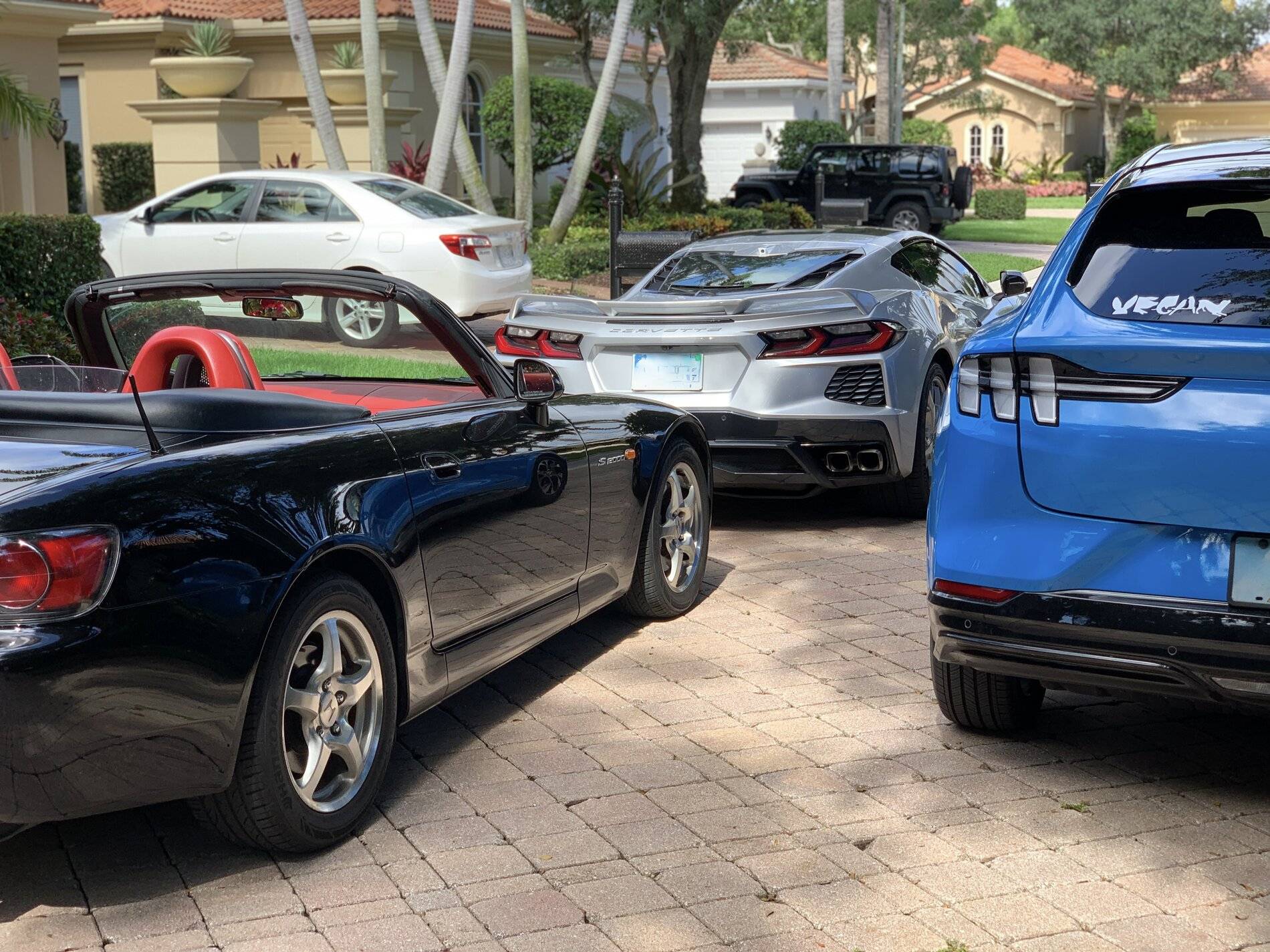 Ford Mustang Mach-E Post Your MME Next to Your OTHER Dream Car! 6AE072BB-35EE-4BDB-8A6F-AD5F21EA7DF7_1_201_a