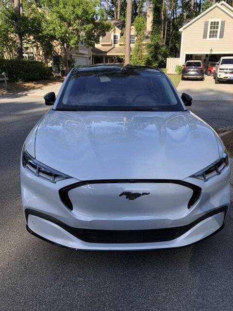 Ford Mustang Mach-E SPACE WHITE Mach-E Photos F4F456B3-6CD5-4108-AA4F-74C01EE25B59